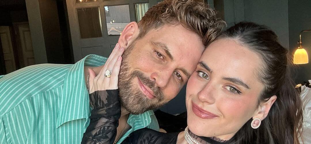 Natalie Joy and Nick Viall take selfie