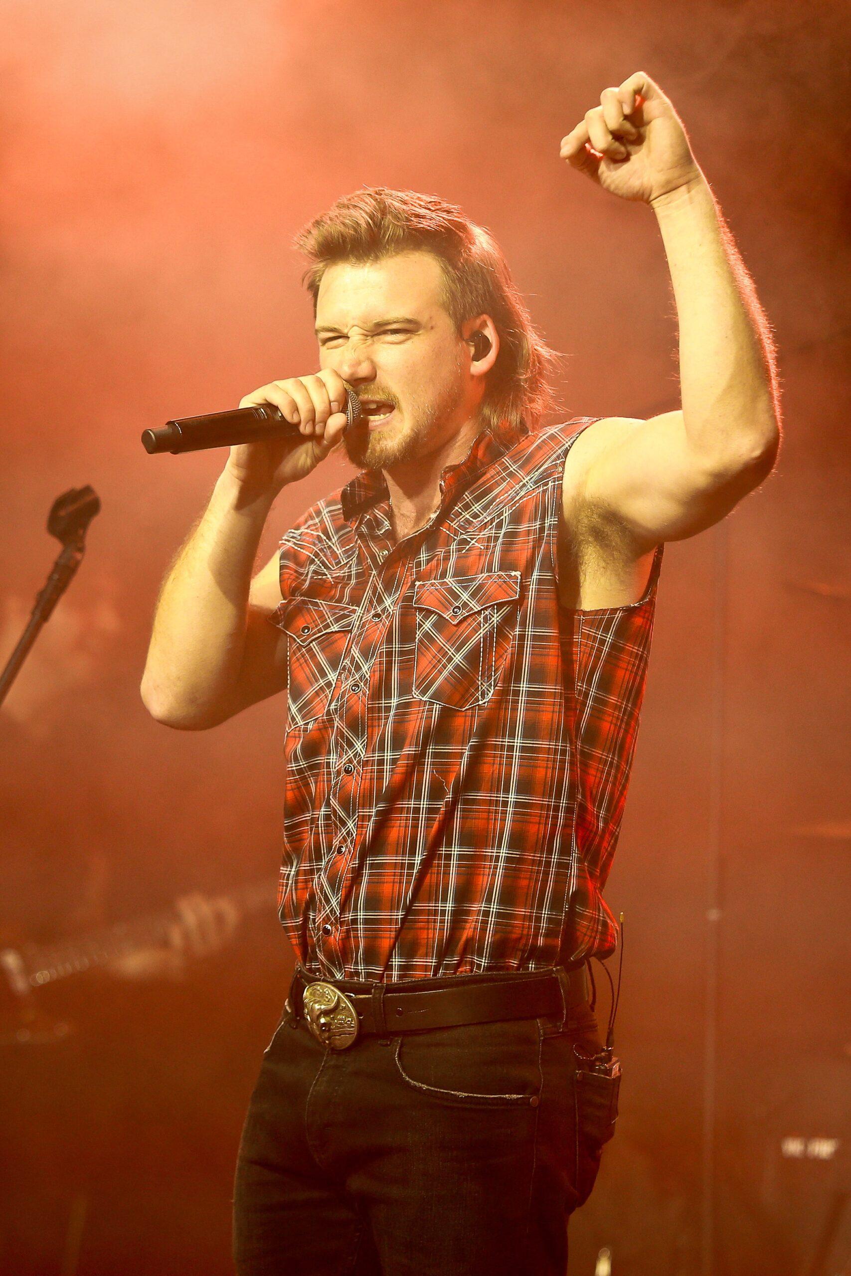 Morgan Wallen on stage. 
