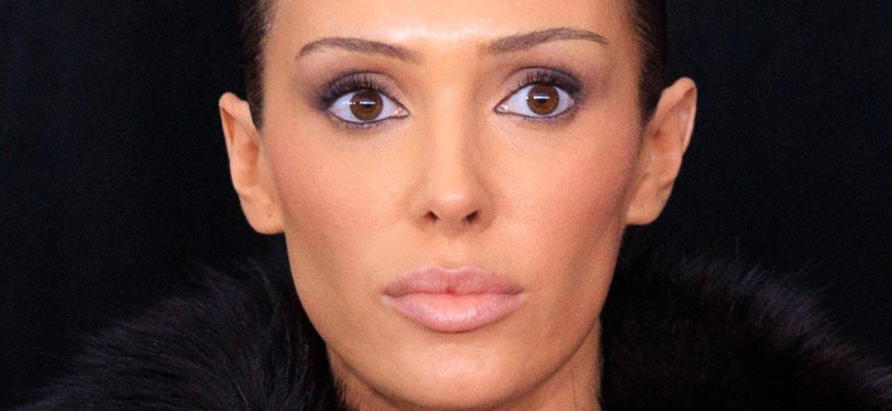 Bianca Censori close up