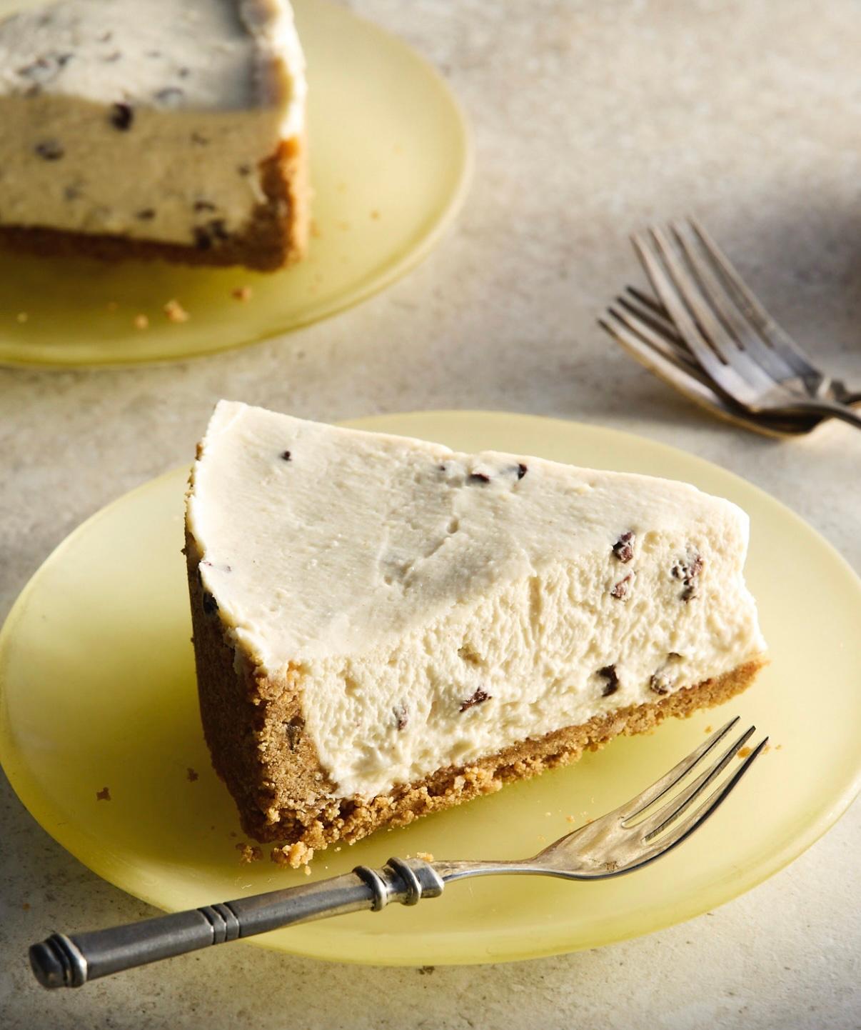 Danny Freeman's no bake canoli cake