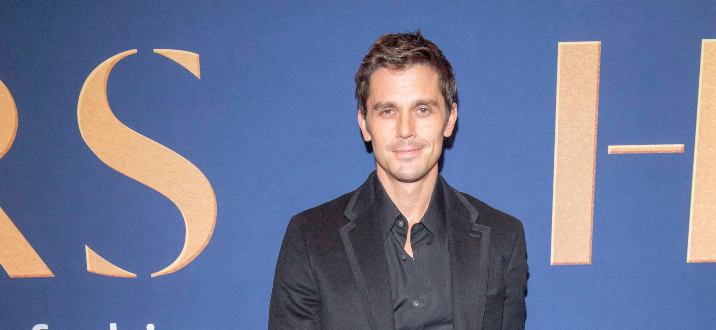 Anton Porowski on red carpet