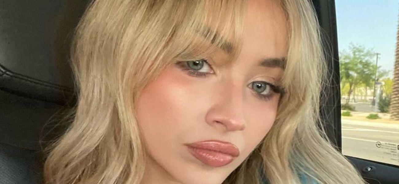 Sabrina Carpenter selfie