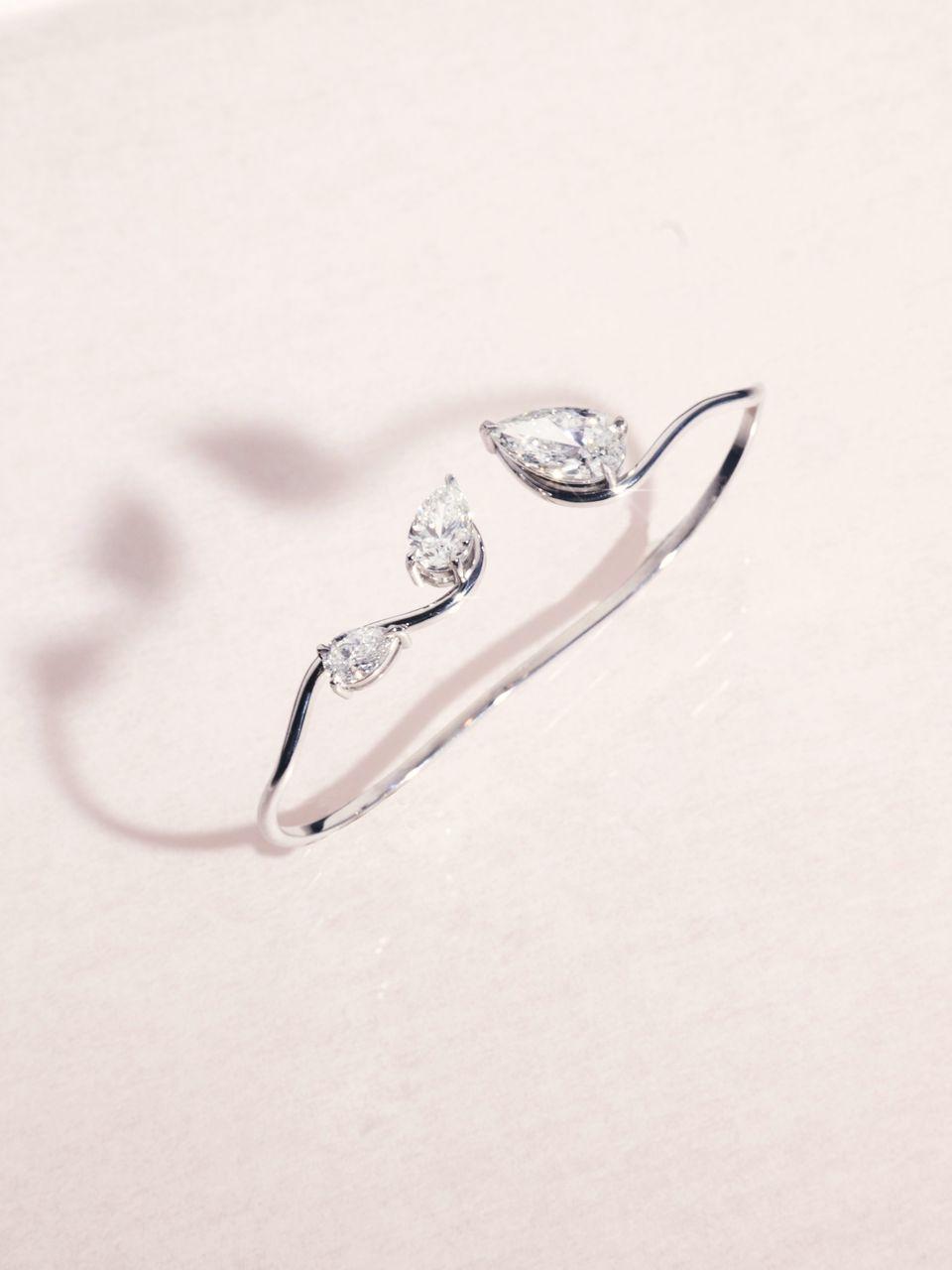 The Reclamation palm cuff from the Laila Kaisi collection, worn by Selena Gomez