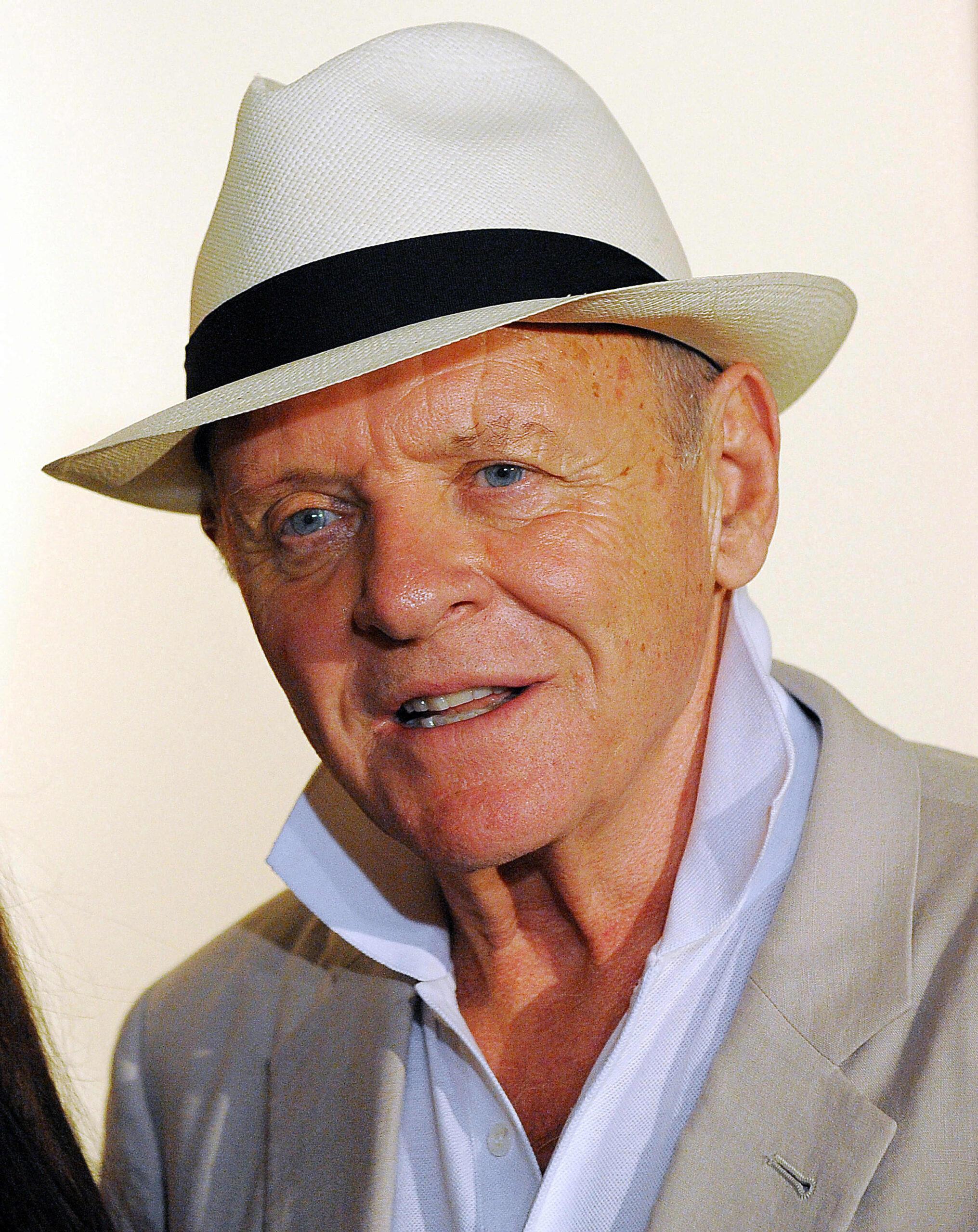 Anthony Hopkins at the inauguration of 'Masques', an exhibition of his paintings at The 2009 Tuscan Sun Festival