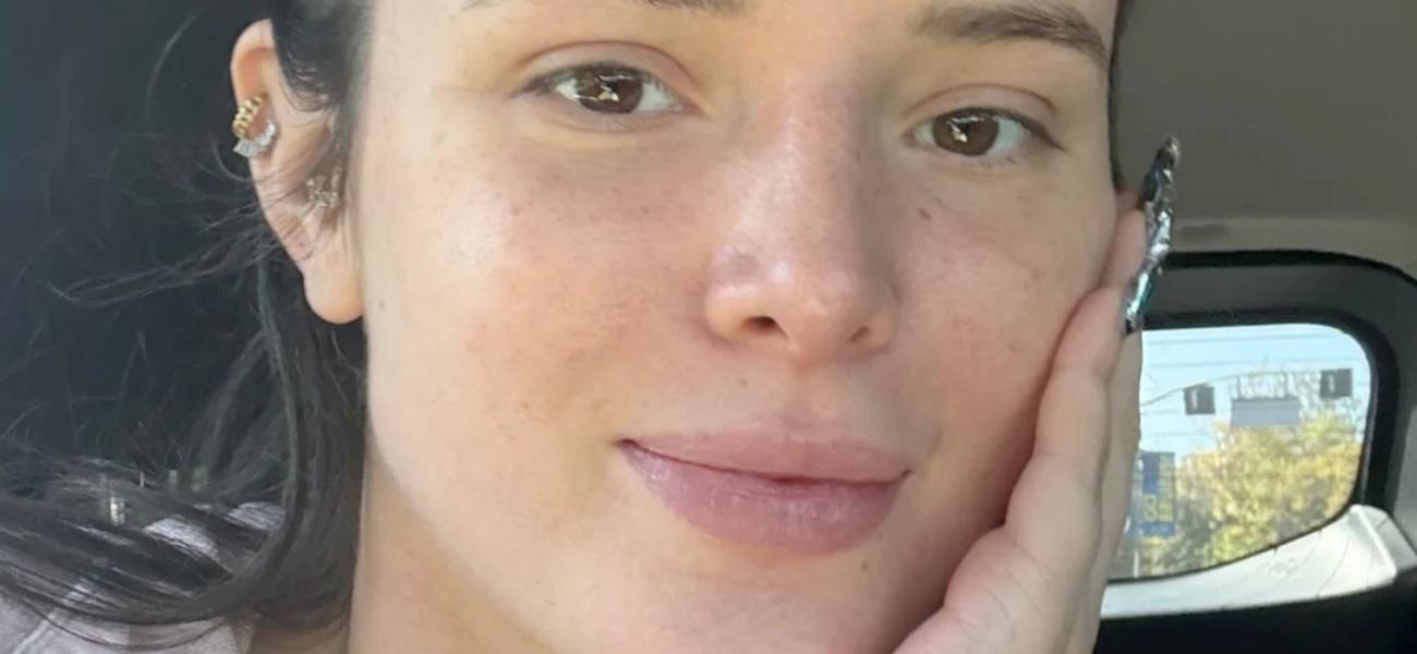 Bella Thorne close up