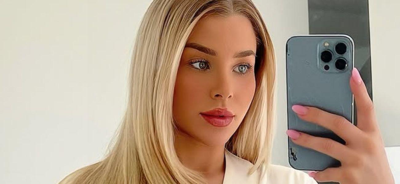 Madelene Wright selfie