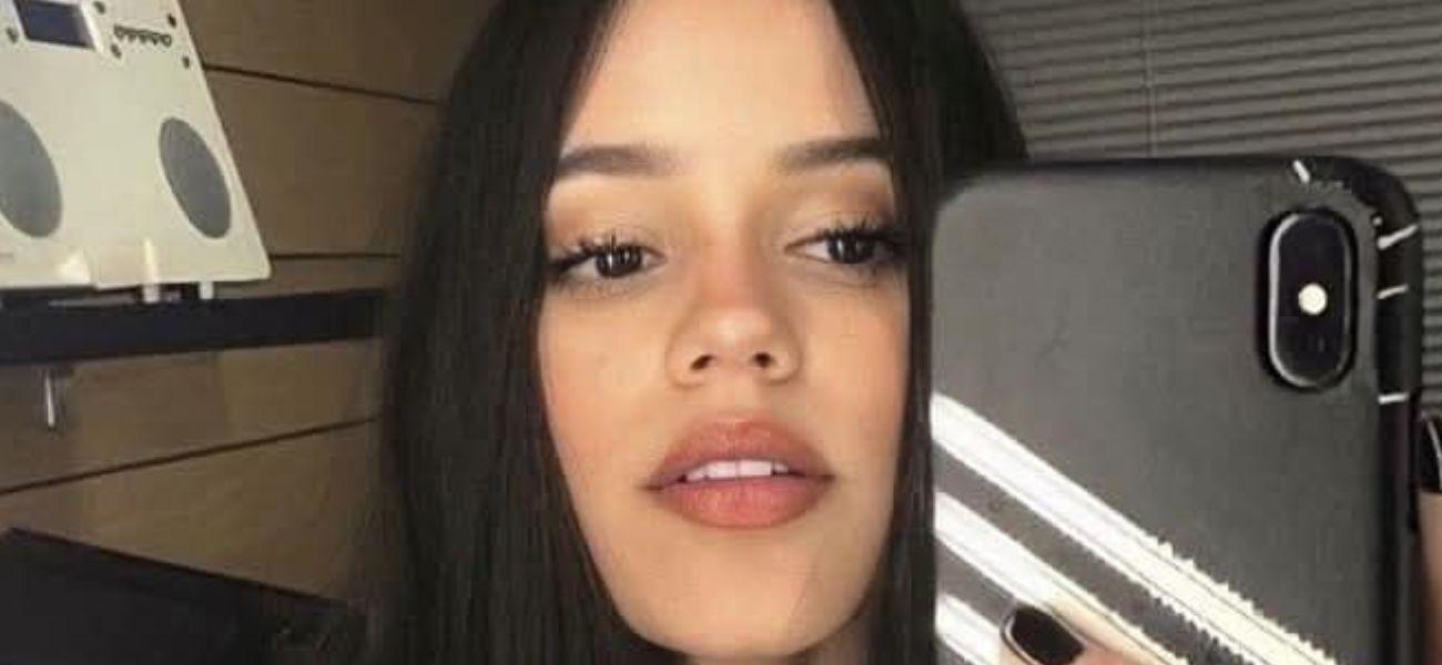 Jenna Ortega mirror selfie