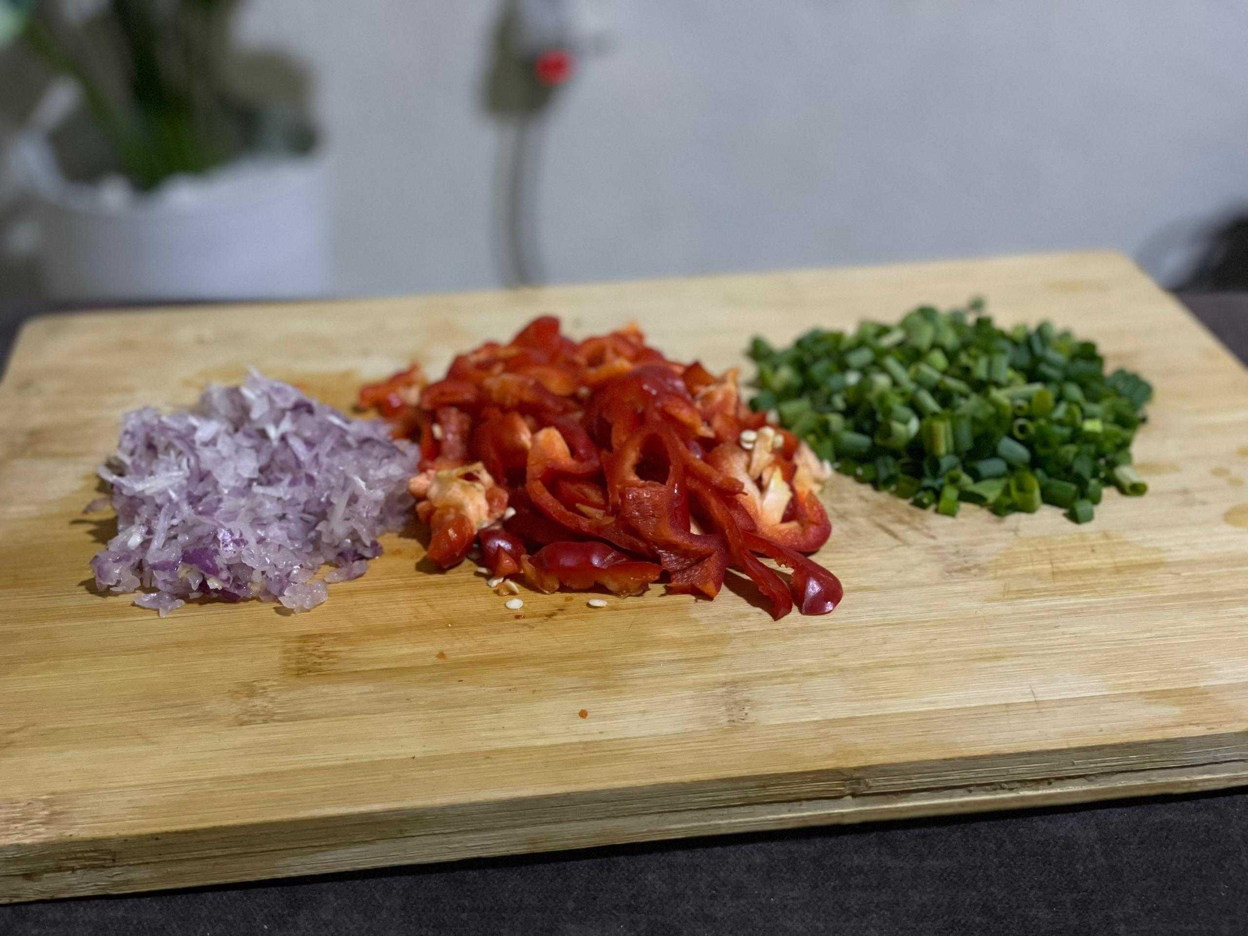 Chukwudi Onyewuchi made Rihanna’s Easy Mac and Cheese recipe 