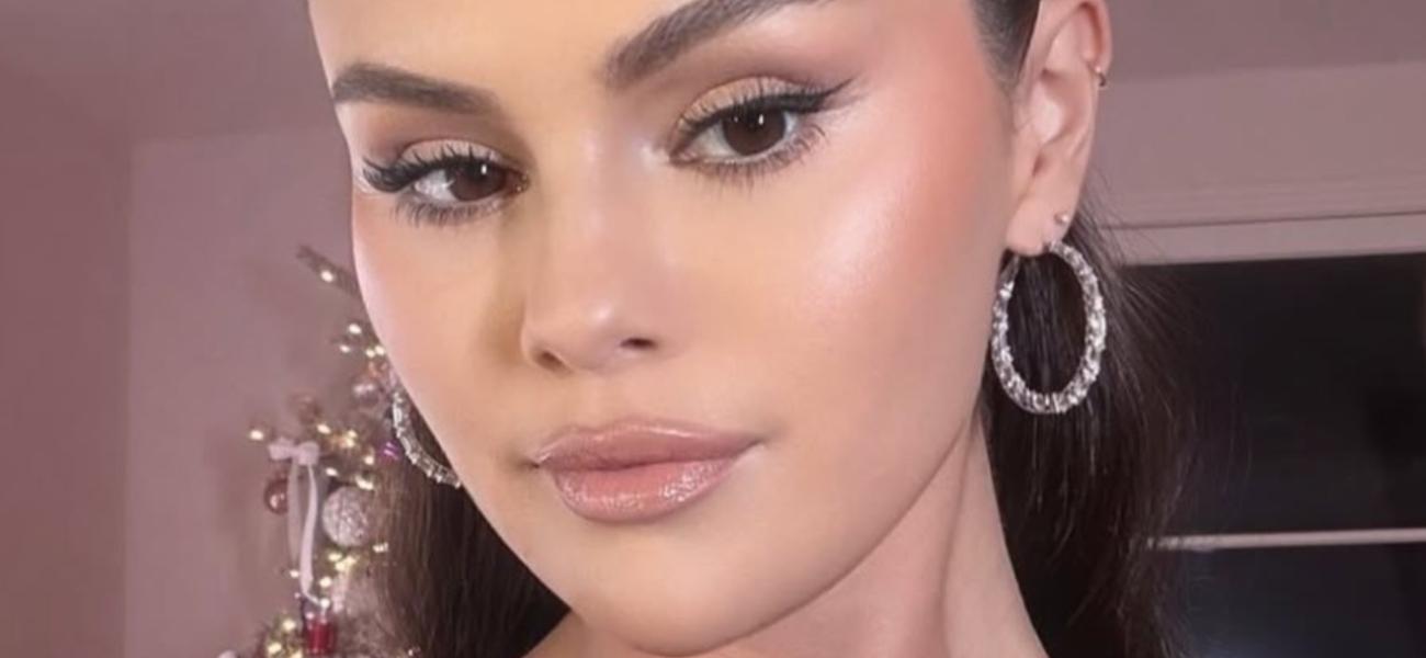 Selena Gomez close up