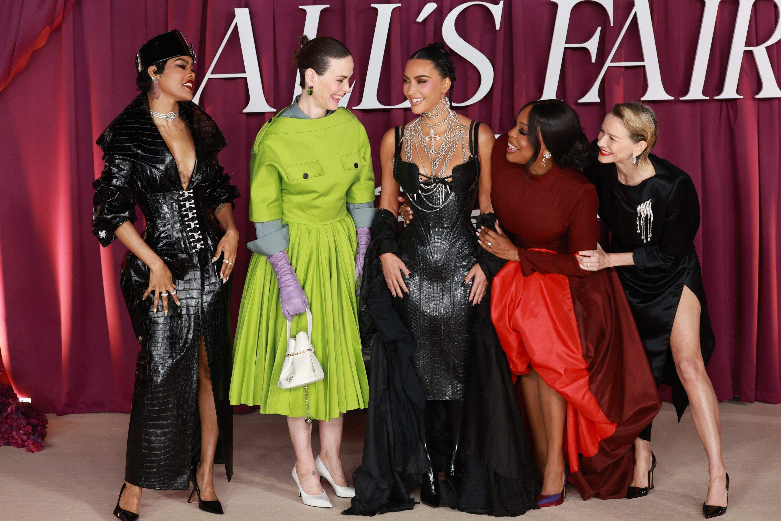 Teyana Taylor, Sarah Paulson, Kim Kardashian, Niecy Nash-Betts and Naomi Watts at