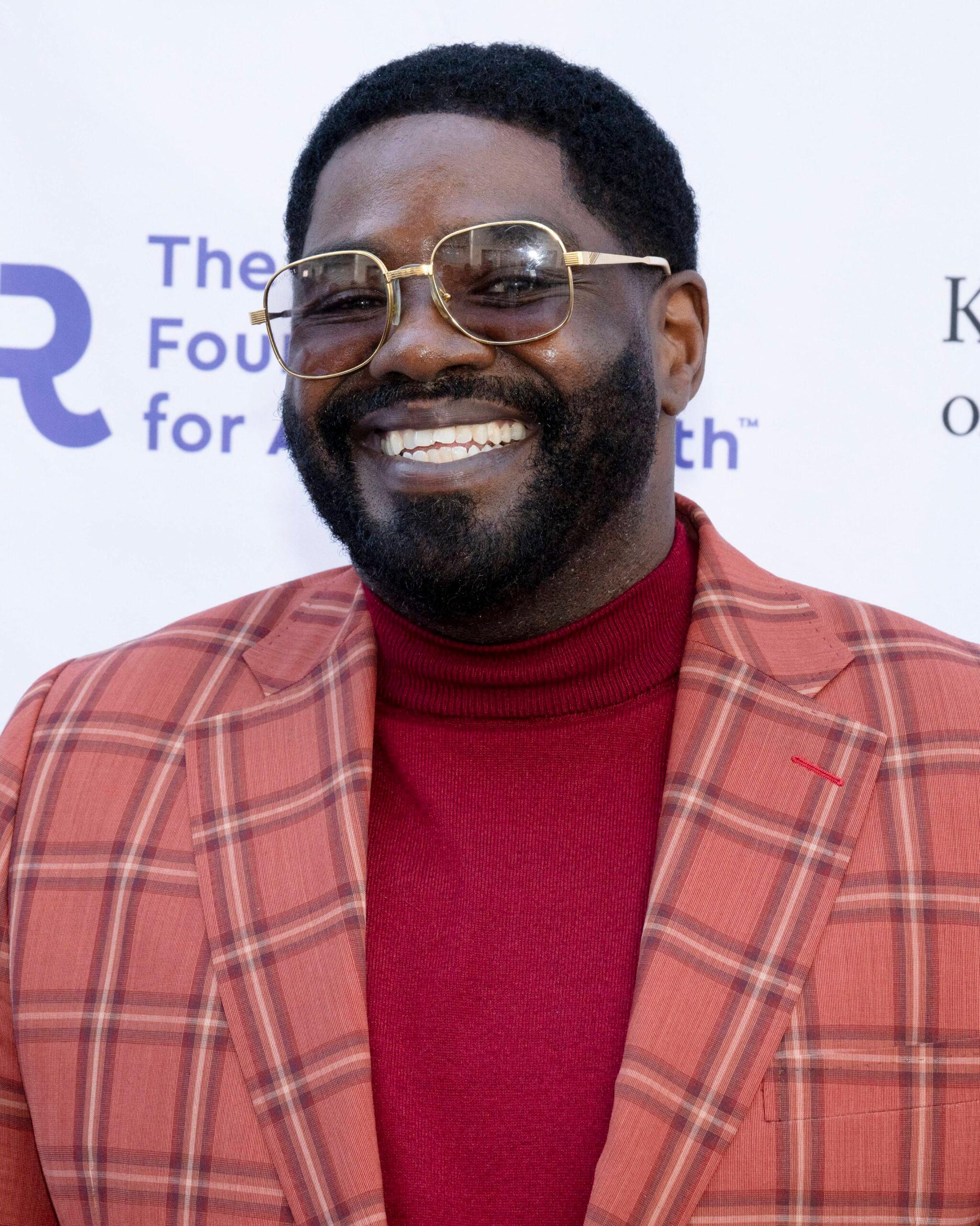 Ron Funches on the red carpet.