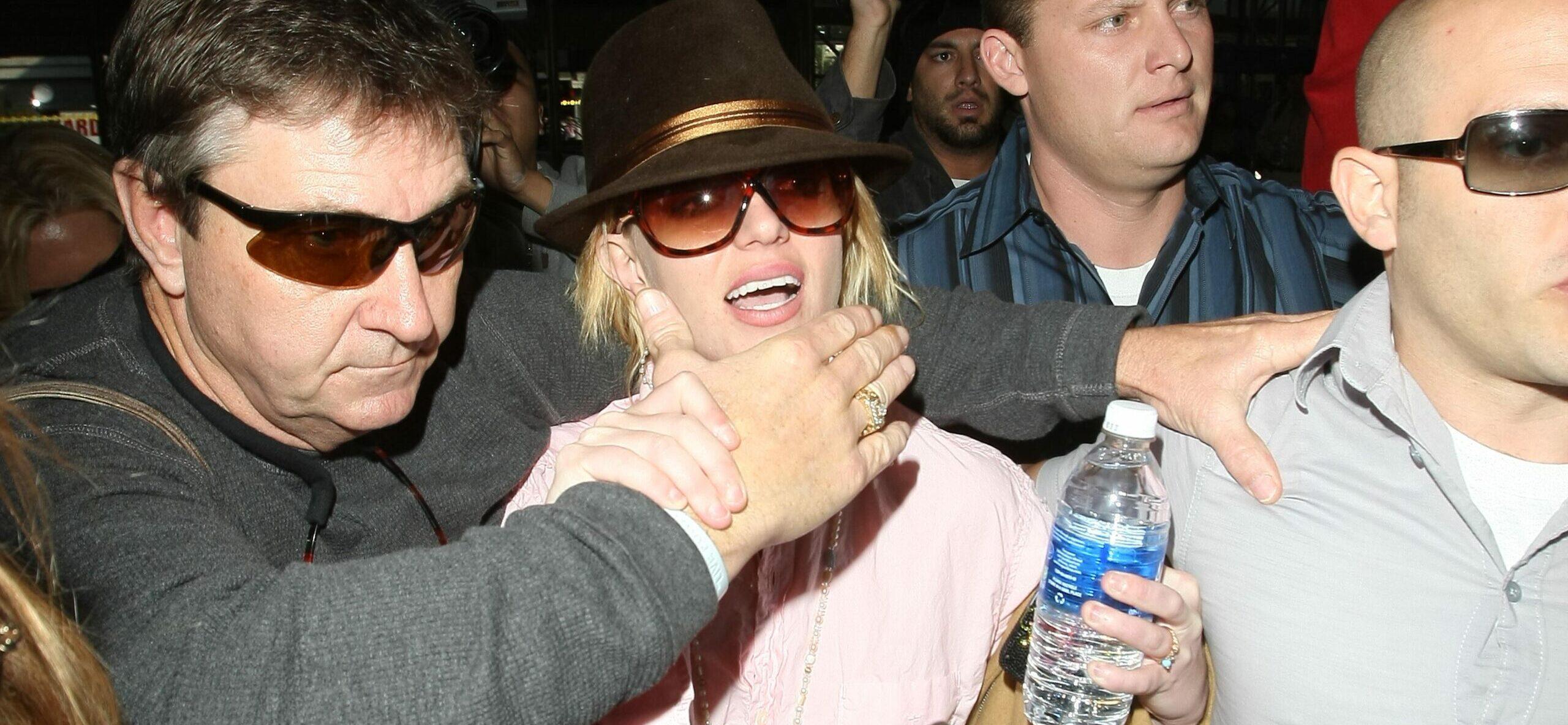 Britney Spears’ Father Officially Removed From Conservatorship!