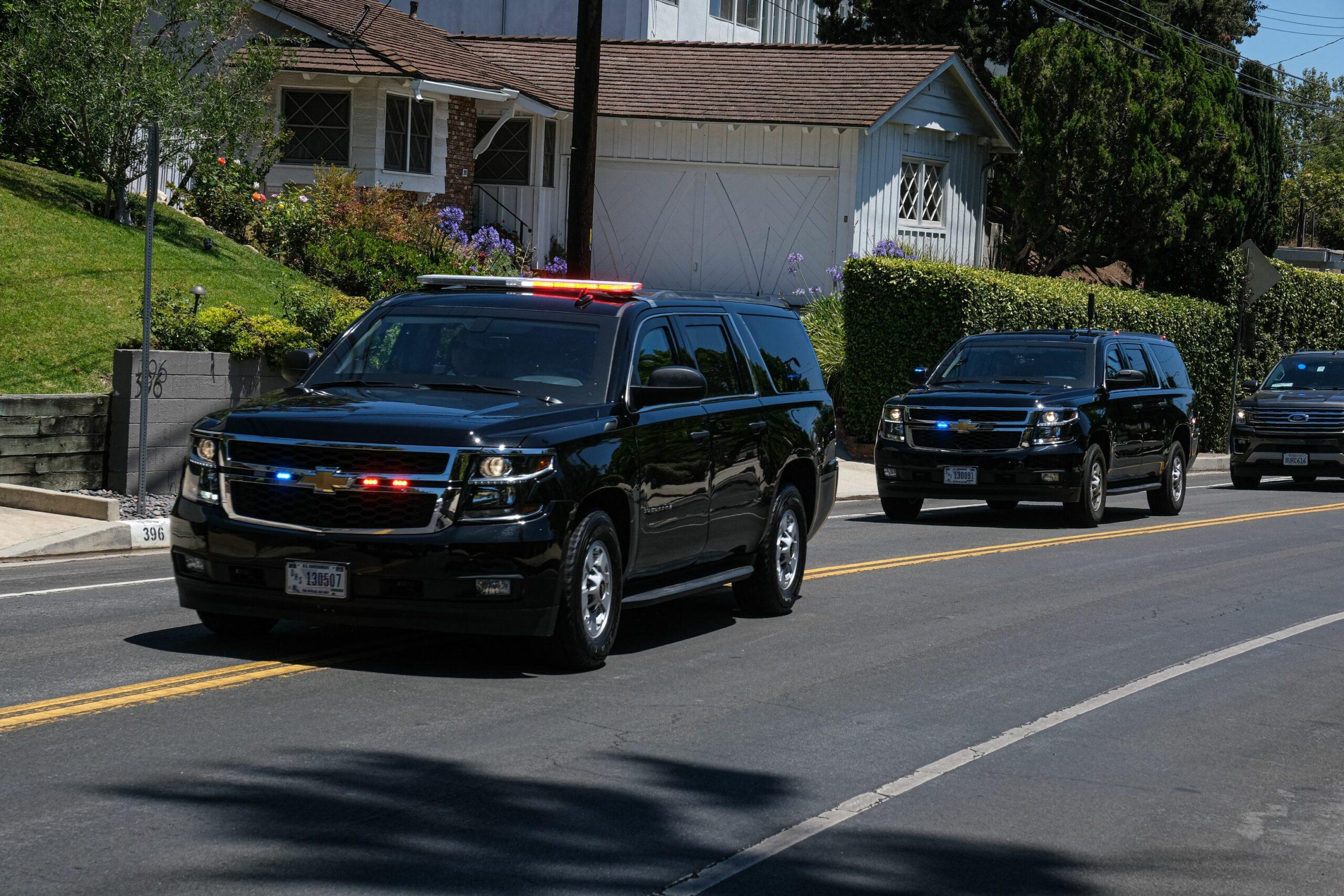 Vice President Kamala Harris apos s motorcade is seen arriving at her Brentwood home after flying from El Paso Texas where she spent a few hours to visit the border and address the border crisis
