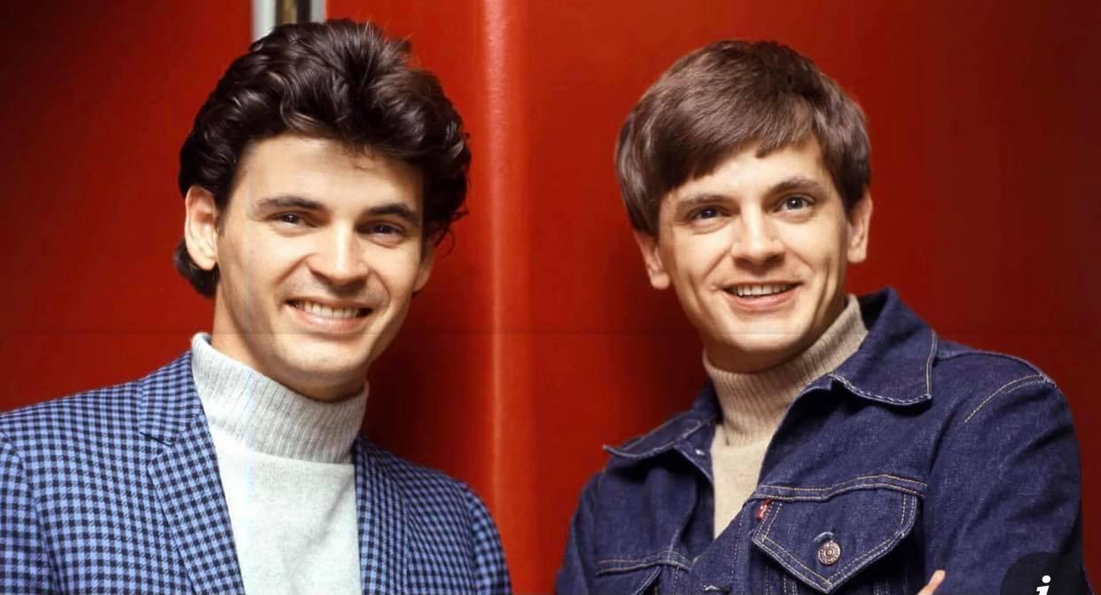 A photo showing the young Everly brothers