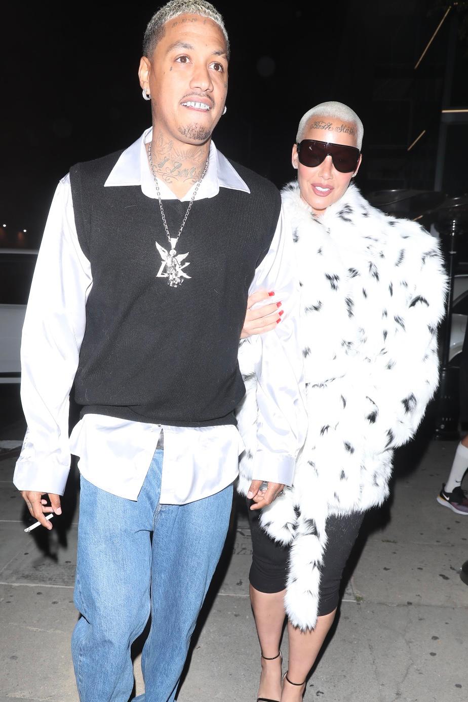 Amber Rose DUMPS Boyfriend On Instagram, Accuses Him Of Cheating With 12 Women!