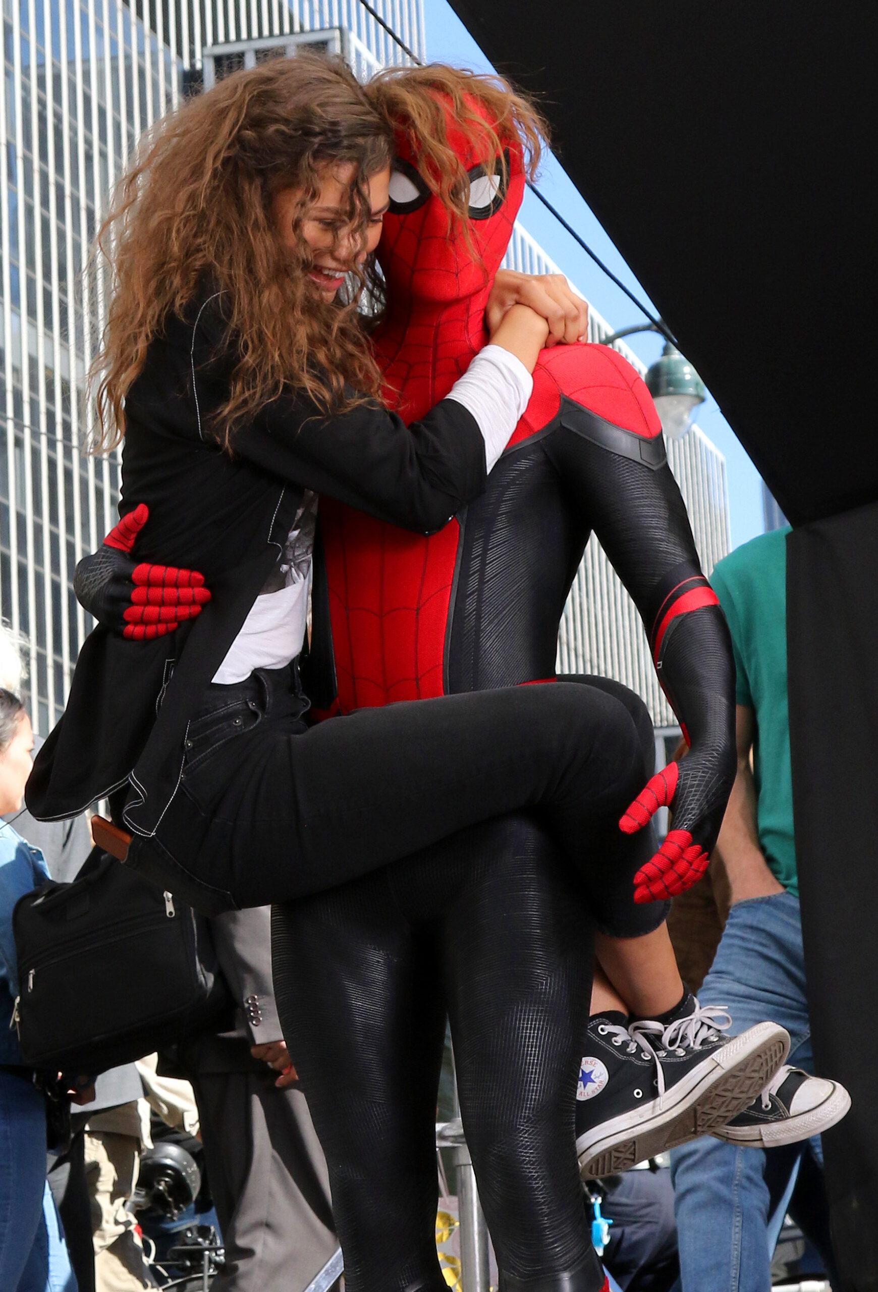 Zendaya and Tom Holland as spiderman have fun in the air while swinging into action for quot SPIDERMAN Far From Home quot in New York City