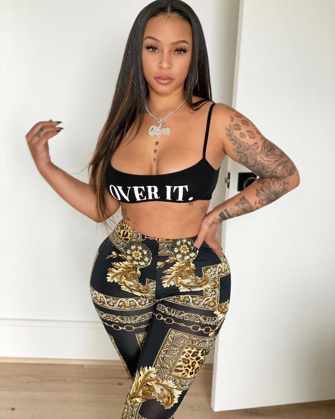 A photo showing Instagram model, Mercedes Morr in a two-piece outfit 