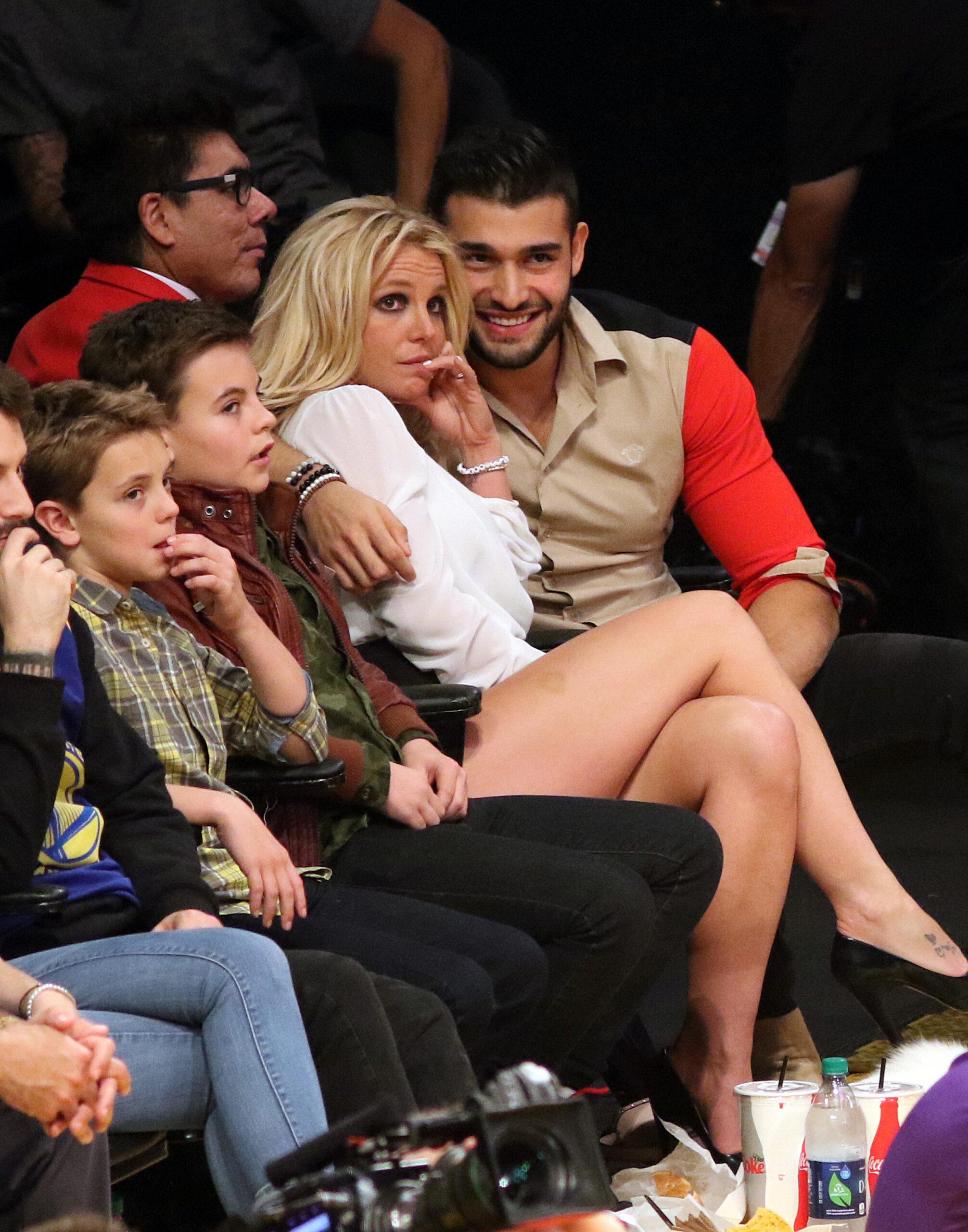 Britney Spears attends Lakers vs Warriors game