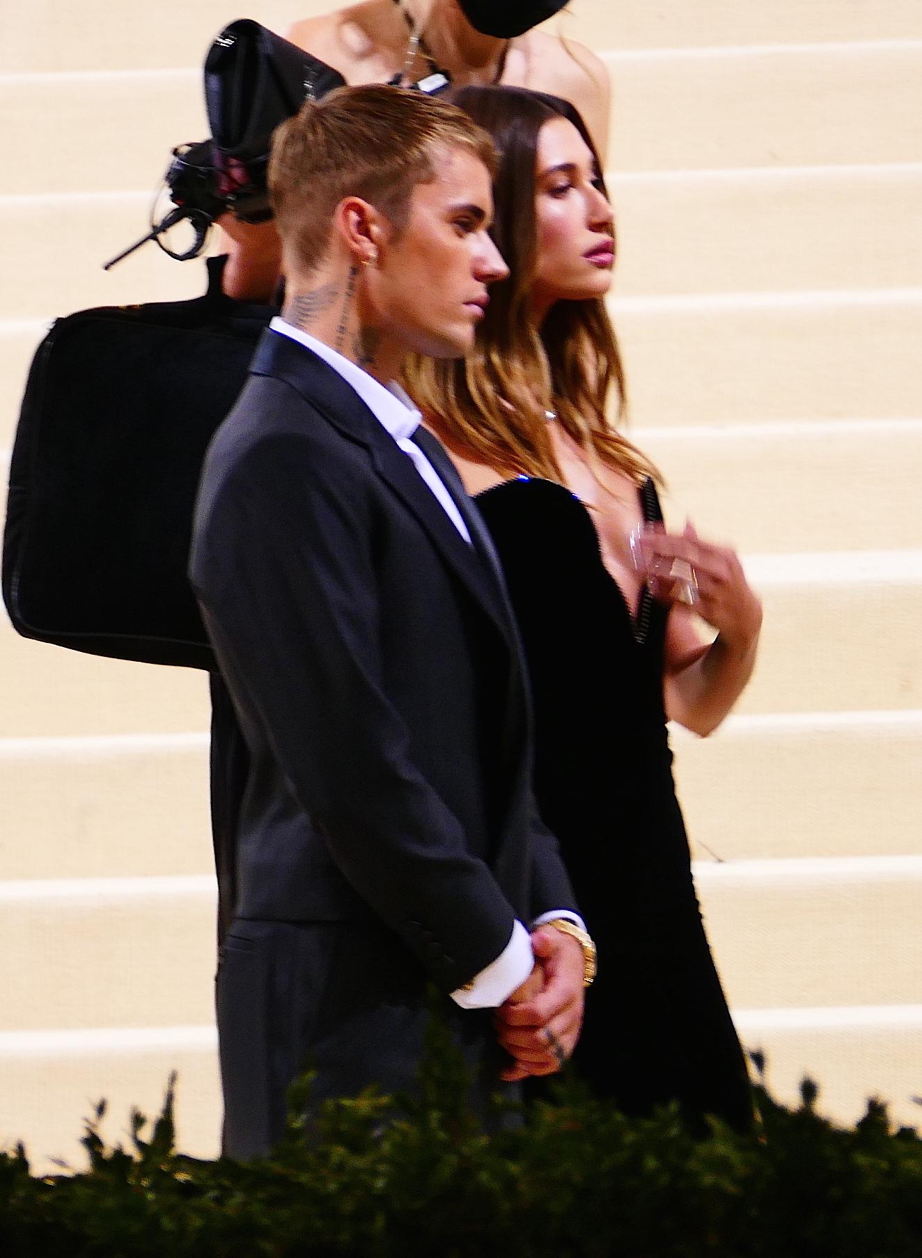 Justin Bieber and wife Hailey have a Mr&Mrs. Smith type moment as they show PDA at the Met Gala in NYC
