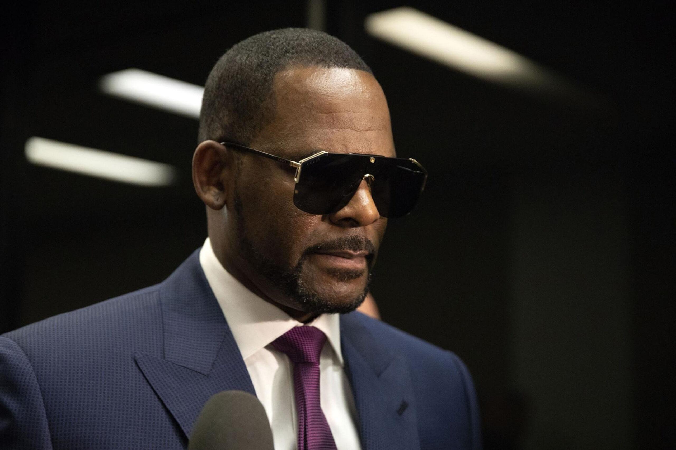 R. Kelly written up for refusing to take a cellmate at federal jail in Chicago: 'I was told I didn't have to take a cellie'