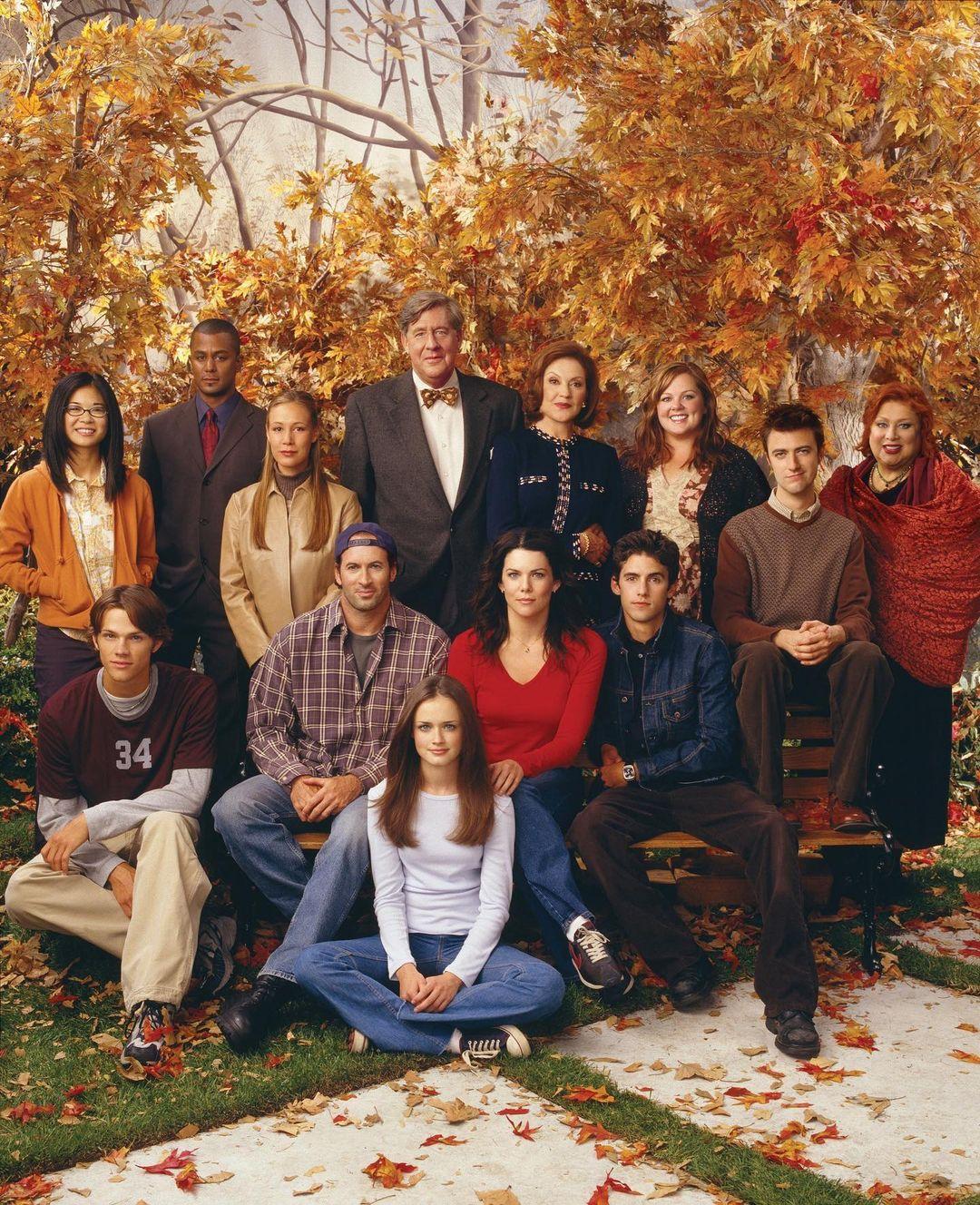 A photo showing the wonderful cast of 'Gilmore Girls.'