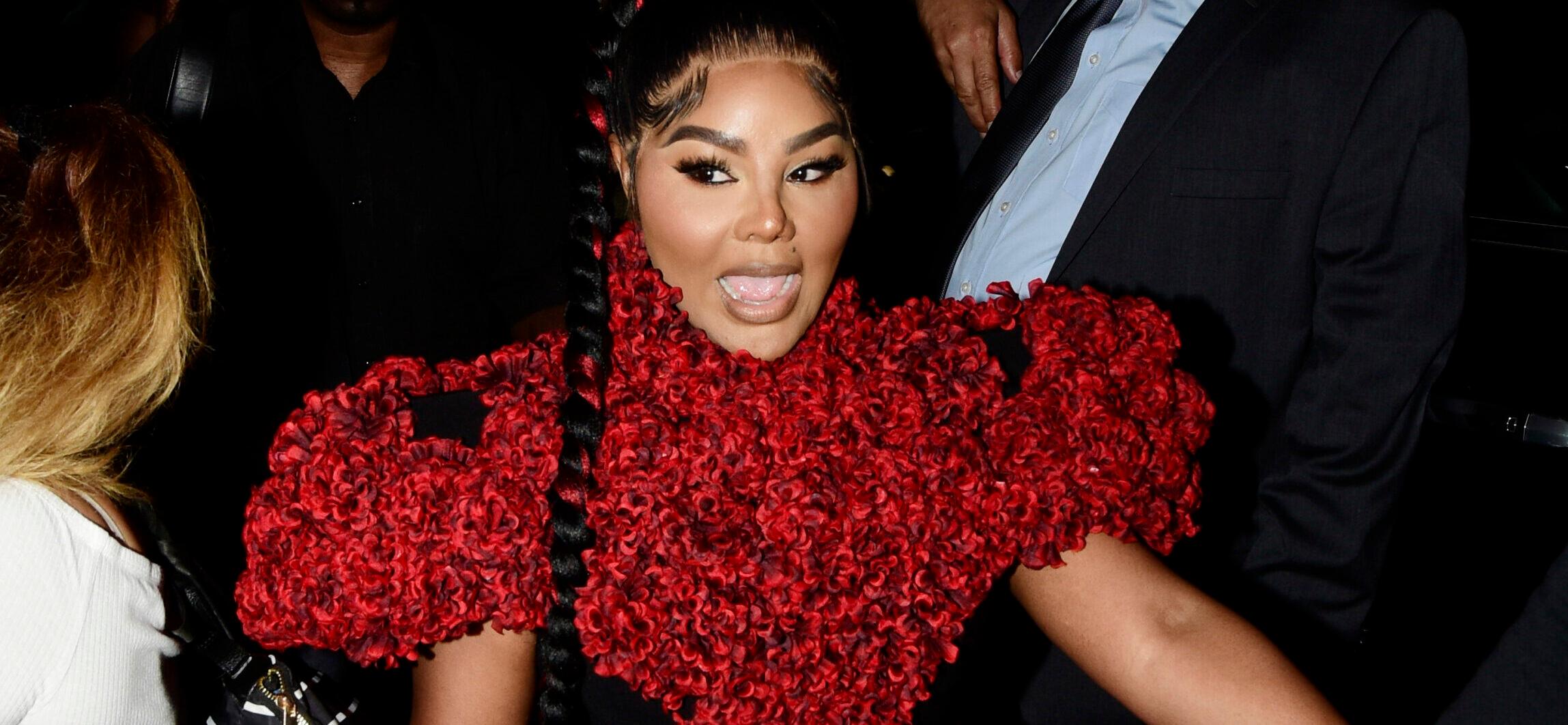 Lil’ Kim BLASTS 50 Cent Over Leprechaun Comparison, ‘You’re Obsessed With Me’