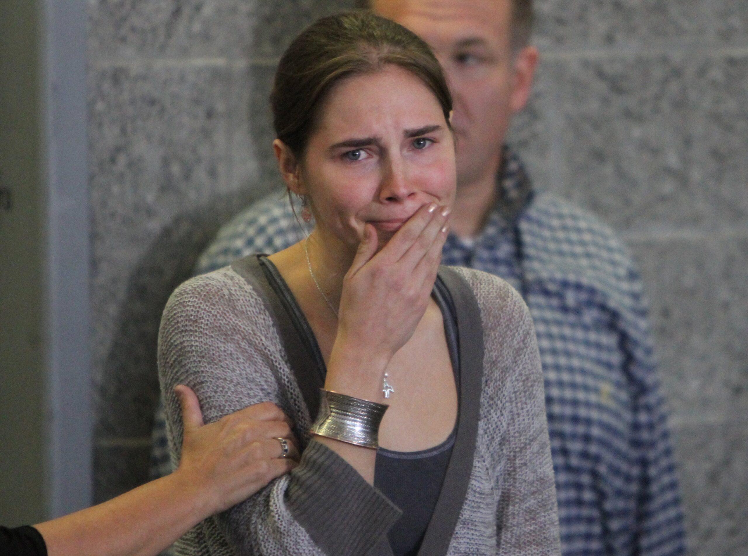 Amanda Knox Announces Birth Of Baby Girl With A Message Of Intent To Protect Her