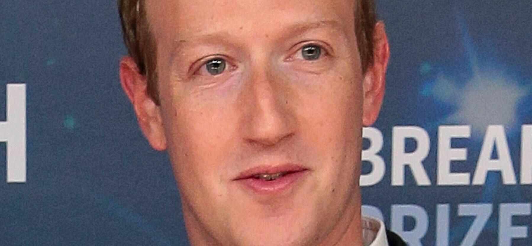 Mark Zuckerberg at 2020 Breakthrough Prize - Arrivals