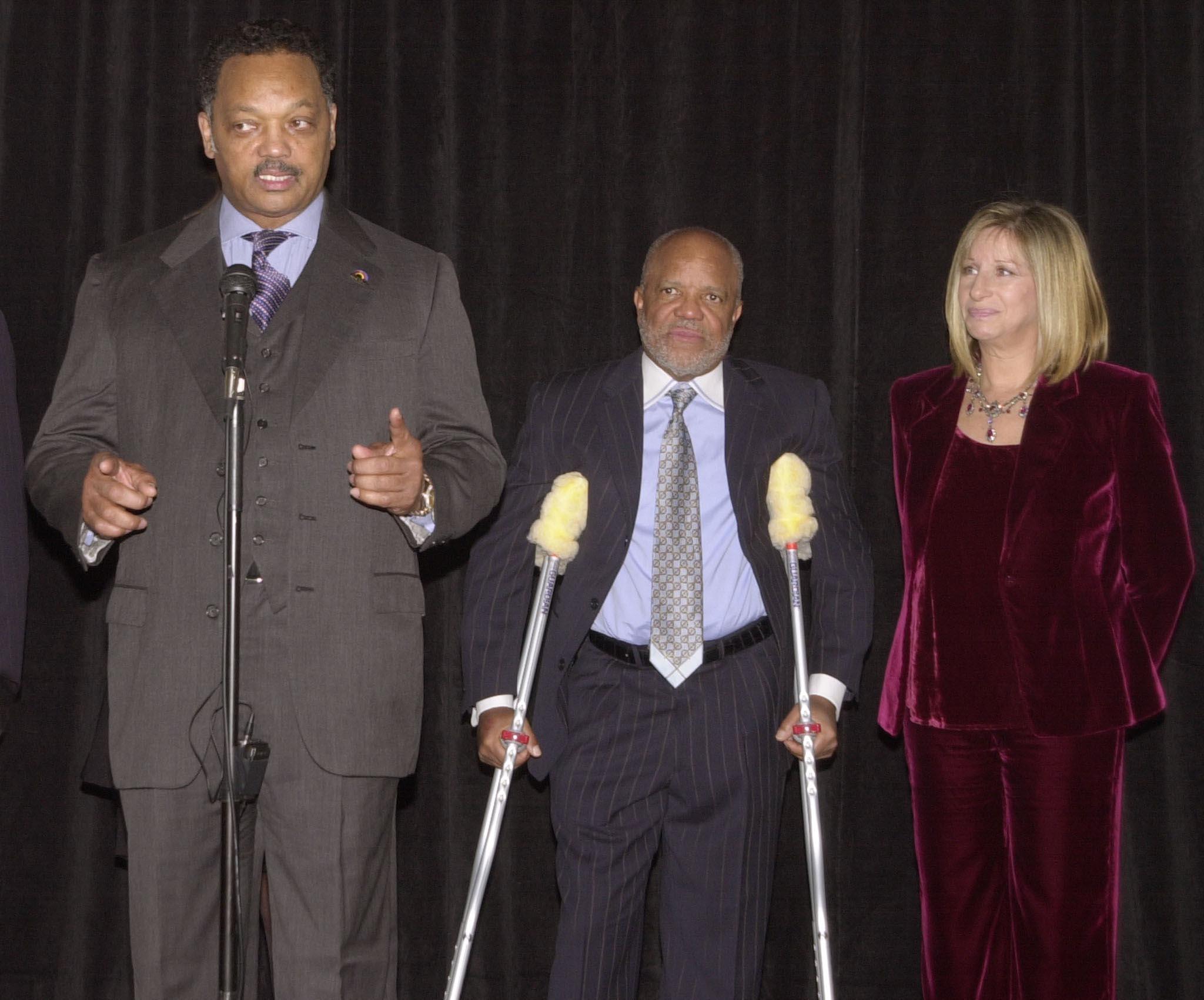 REV. JESSE JACKSON FALA COMO BERRY GORDY E BARBRA STREISAND ASSISTA AOS RAINBOW/PUSH HONOREATS