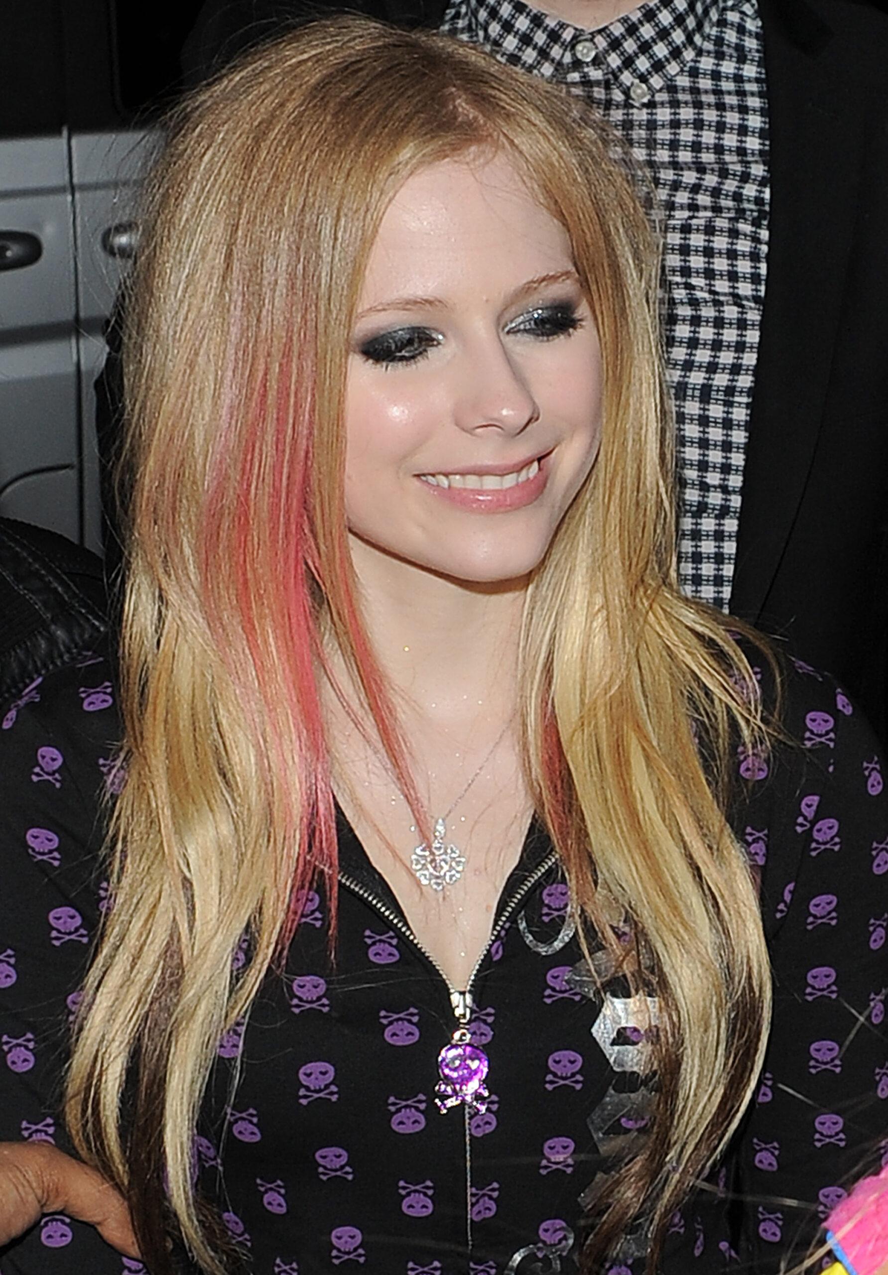 Avril Lavigne Spends a night on the town in London taking in a few of the cities most exclusive nightclubs