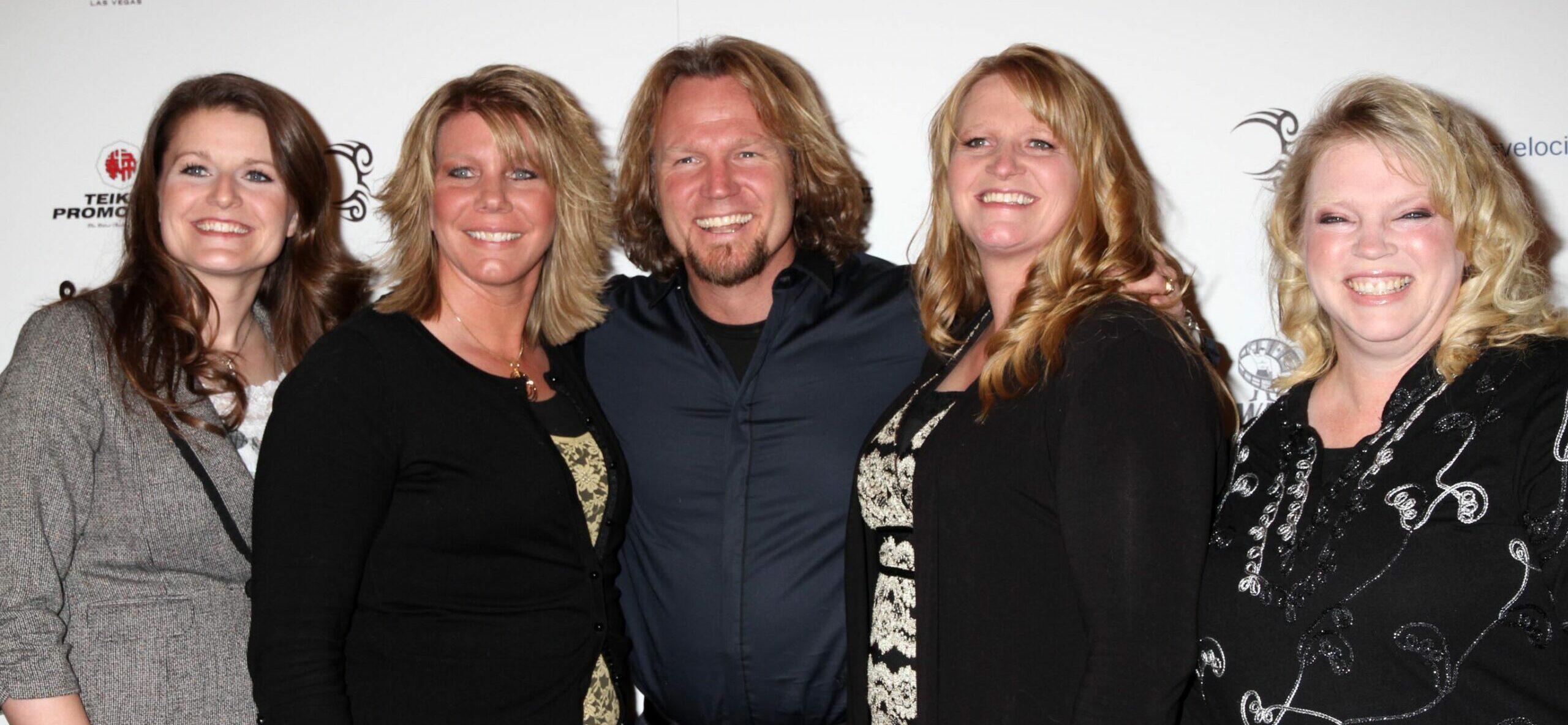 Sister Wives cast smiling