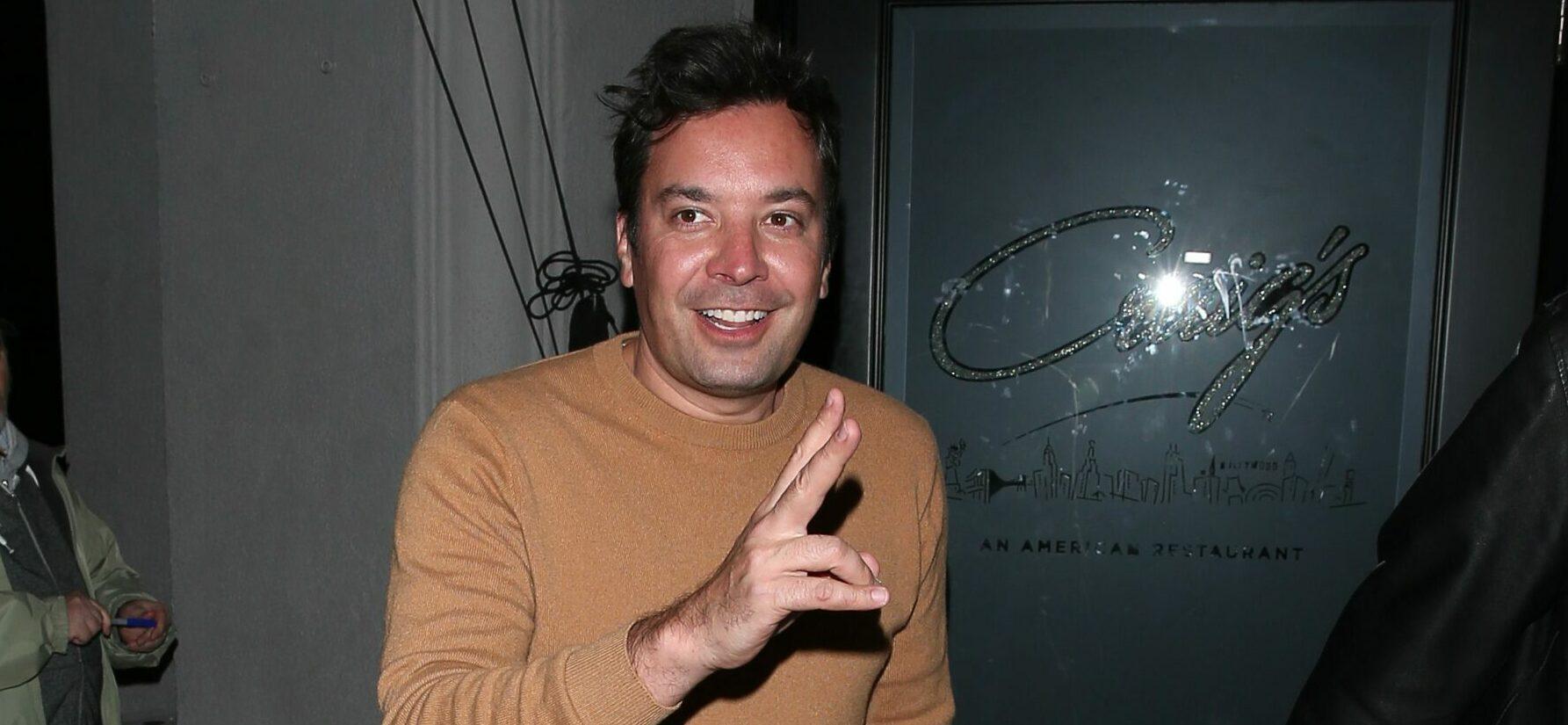 Jimmy Fallon is seen leaving dinner at Craig apos s Restaurant in West Hollywood