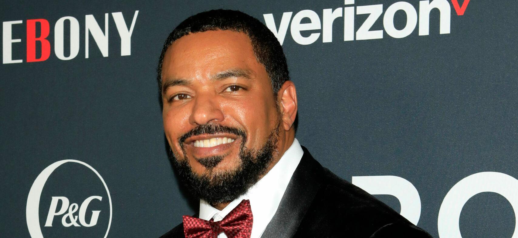 LOS ANGELES - OCT 23: Laz Alonso at 2021 Ebony Power 100 at the Beverly Hilton Hotel on October 23, 2021 in Beverly Hills, CA
