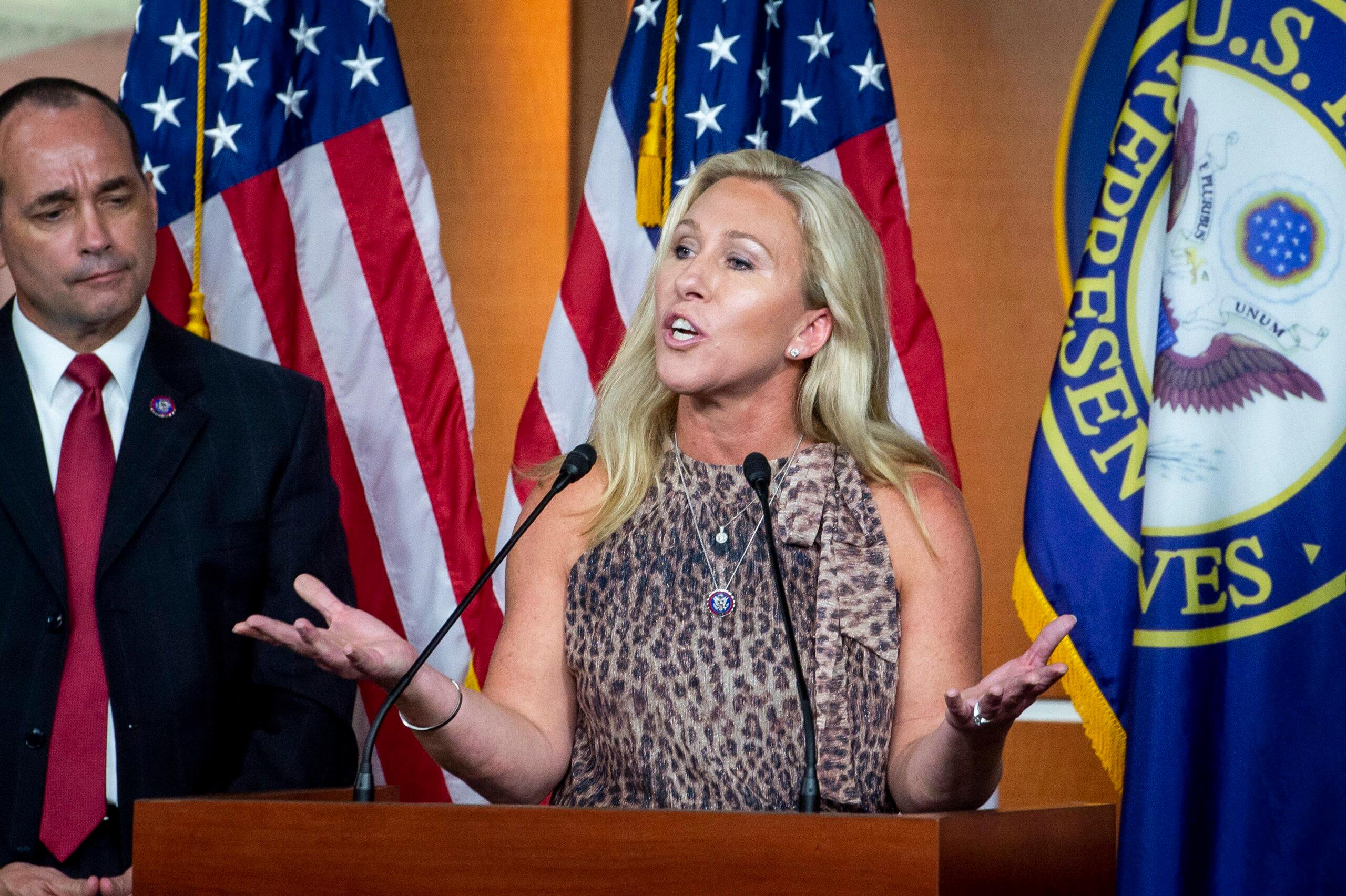 House Freedom Caucus realiza uma conferência de imprensa sobre a Lei de Autorização de Defesa Nacional