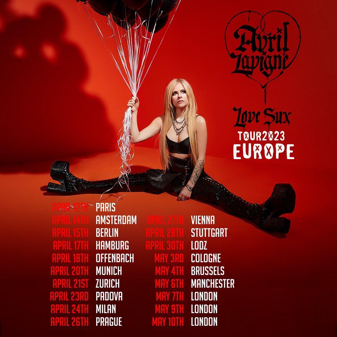 Avril Lavigne postpones Love Sux Tour to 2023