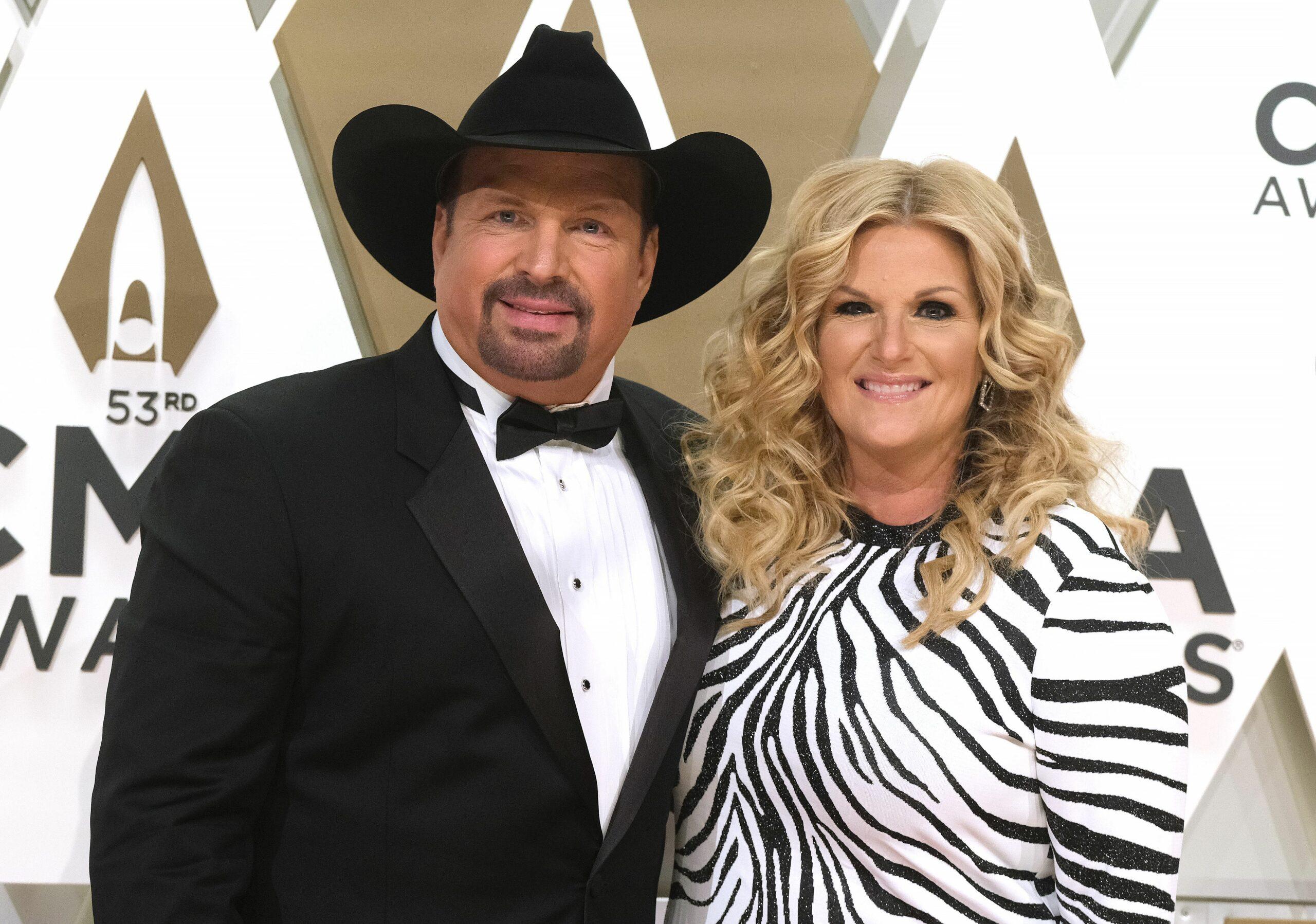 Garth Brooks at the The 53rd Annual CMA Awards - Arrivals