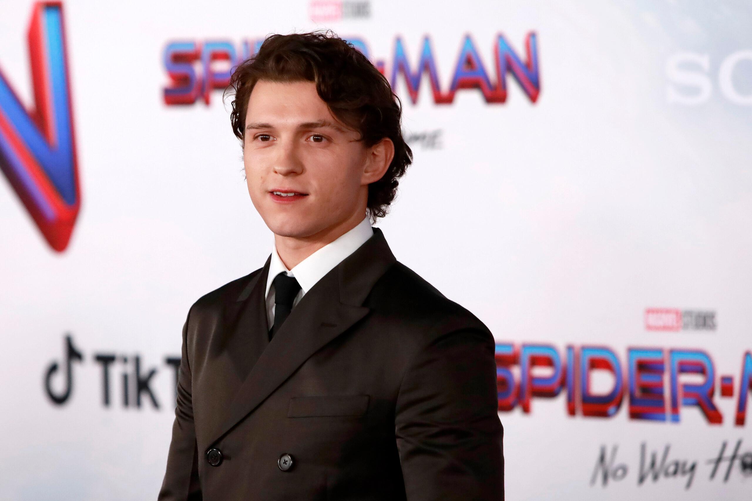 LOS ANGELES - DEC 13: Tom Holland at the Spider-Man: No Way Home Premiere at the Village Theater on December 13, 2021 in Los Angeles