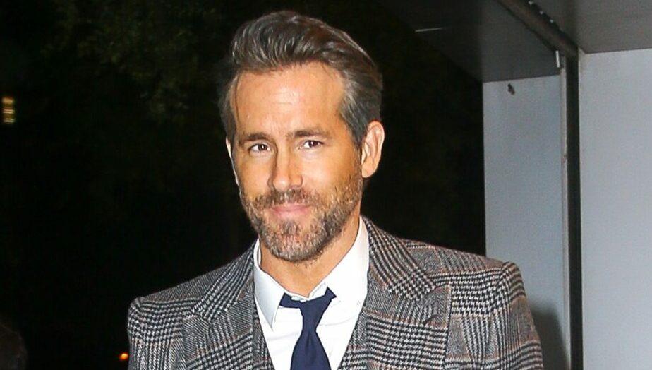 Ryan Reynolds arrives at the WSJ Magazine 2021 Innovator Awards in NYC on Nov 01 2021