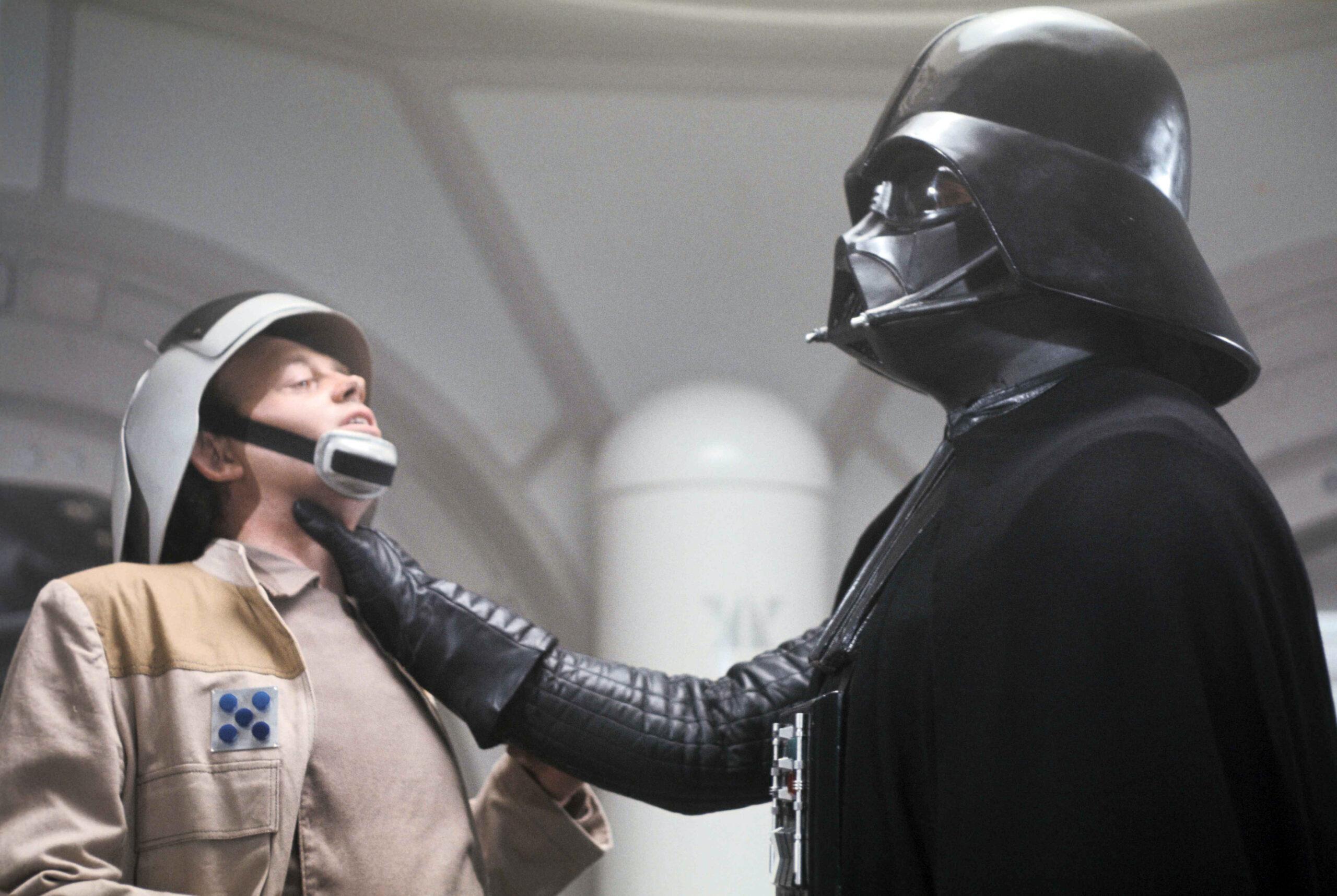 David Prowse: Darth Vader actor dies aged 85