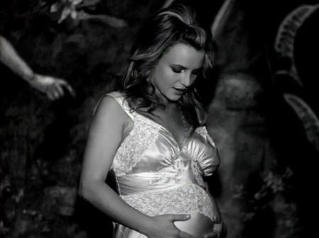 Britney Spears shares throwback baby bump photo with Preston