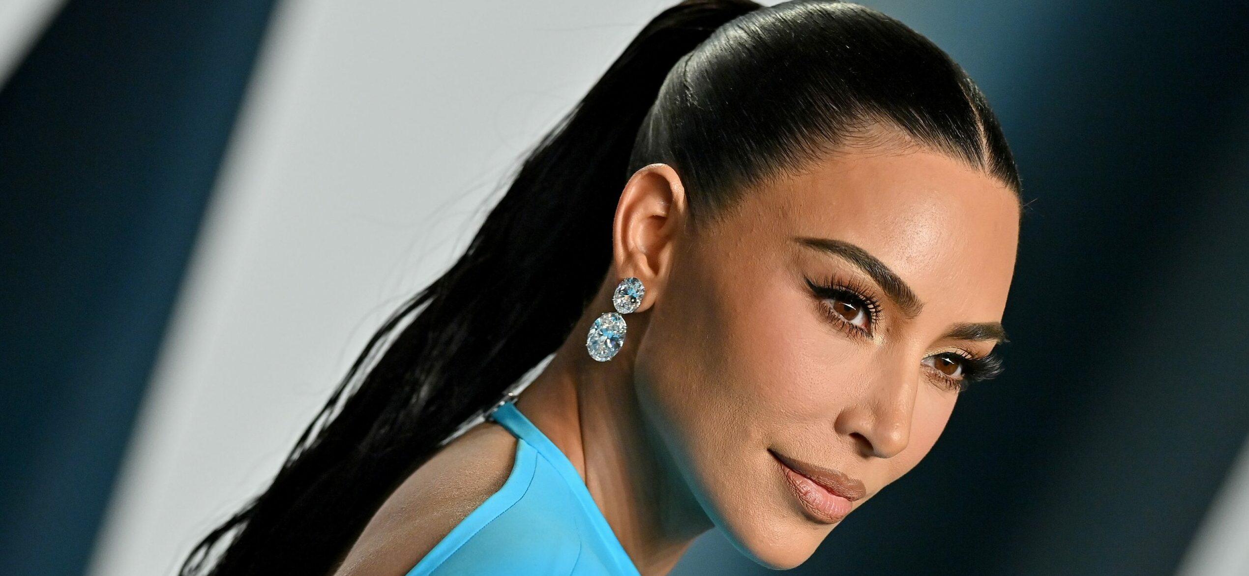 Kim Kardashian at the 2022 Vanity Fair Oscar Party