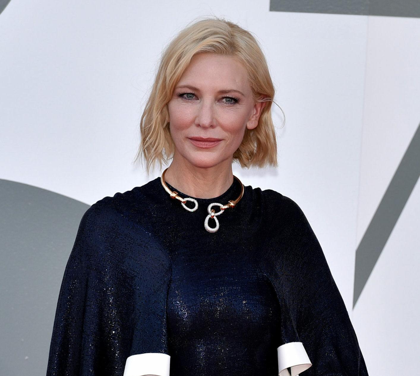 Lacci Red Carpet And Opening Ceremony Red Carpet Arrivals at the 77th Venice Film Festival - Cate Blanchett