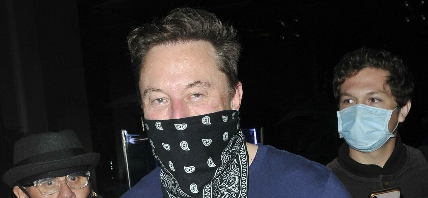 Elon Musk at BOA steakhouse for dinner