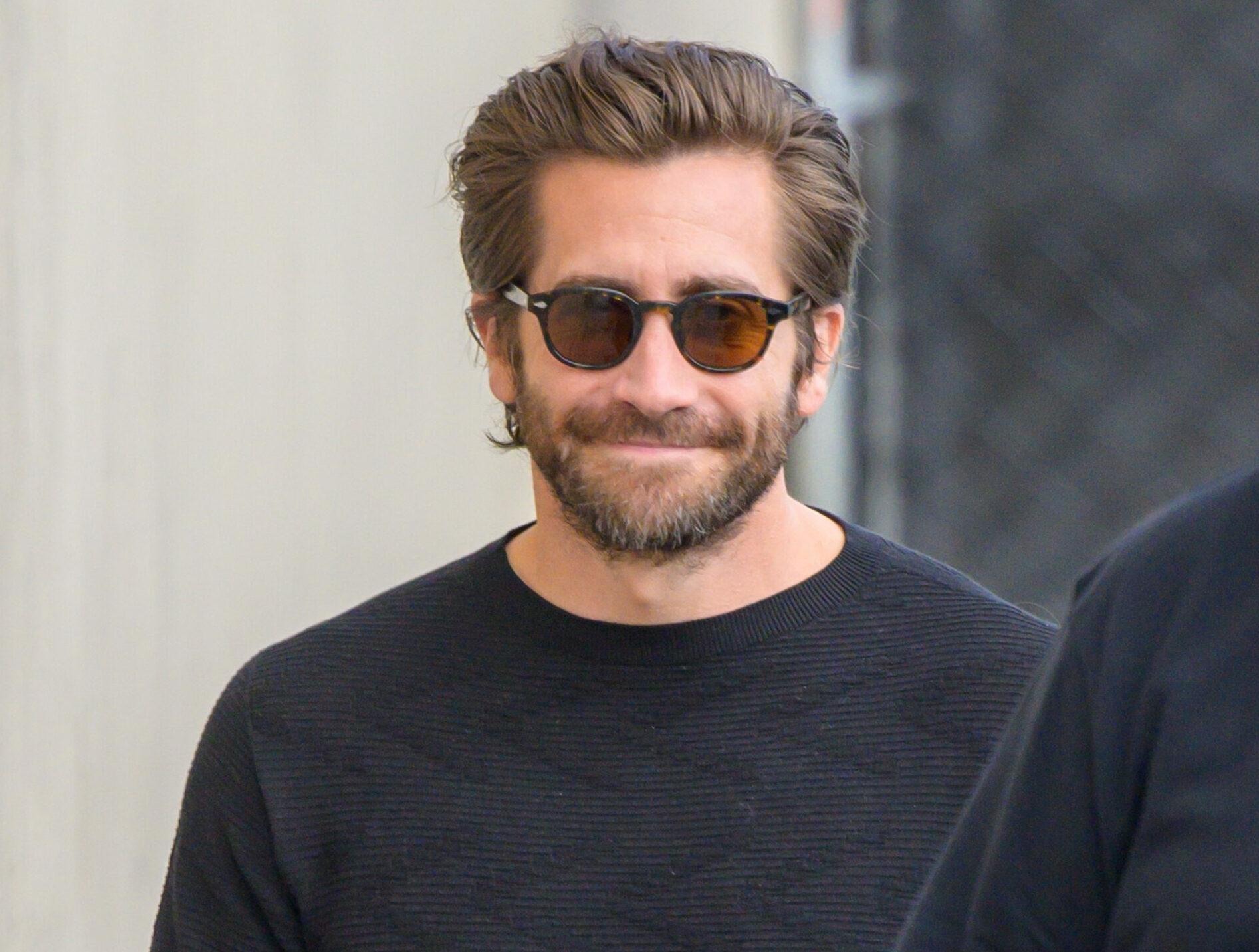 Jake Gyllenhaal saved a life, with pee!