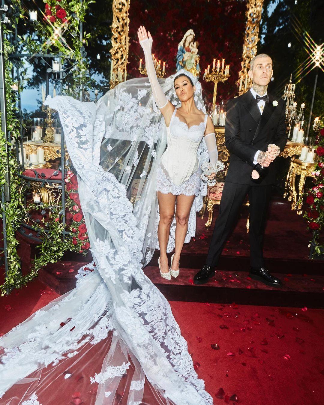Kourtney Kardashian's wedding veil had a Travis Barker tat