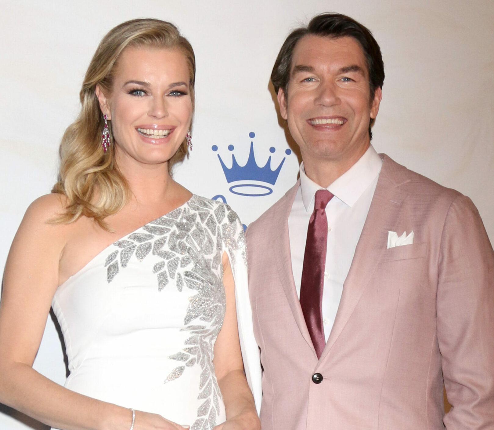 LOS ANGELES - JAN 13: Rebecca Romijn, Jerry O'Connell at the 2019 American Rescue Dog Show at the Fairplex on January 13, 2019 in Pomona, CA