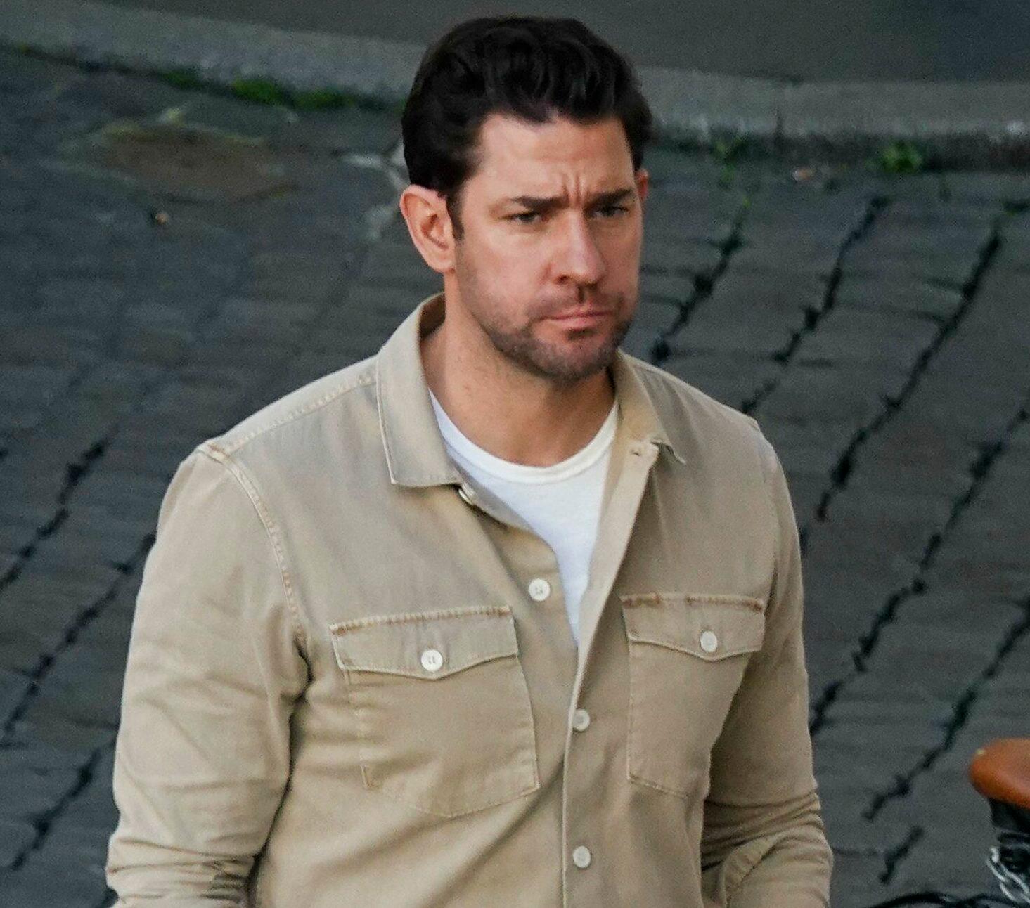 John Krasinski is spotted on the set of the Jack Ryan apos serie in the Corso downtown Rome