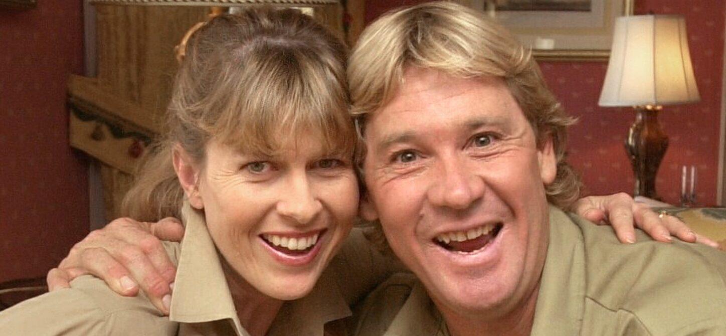 Terri Irwin & Steve Irwin smiling