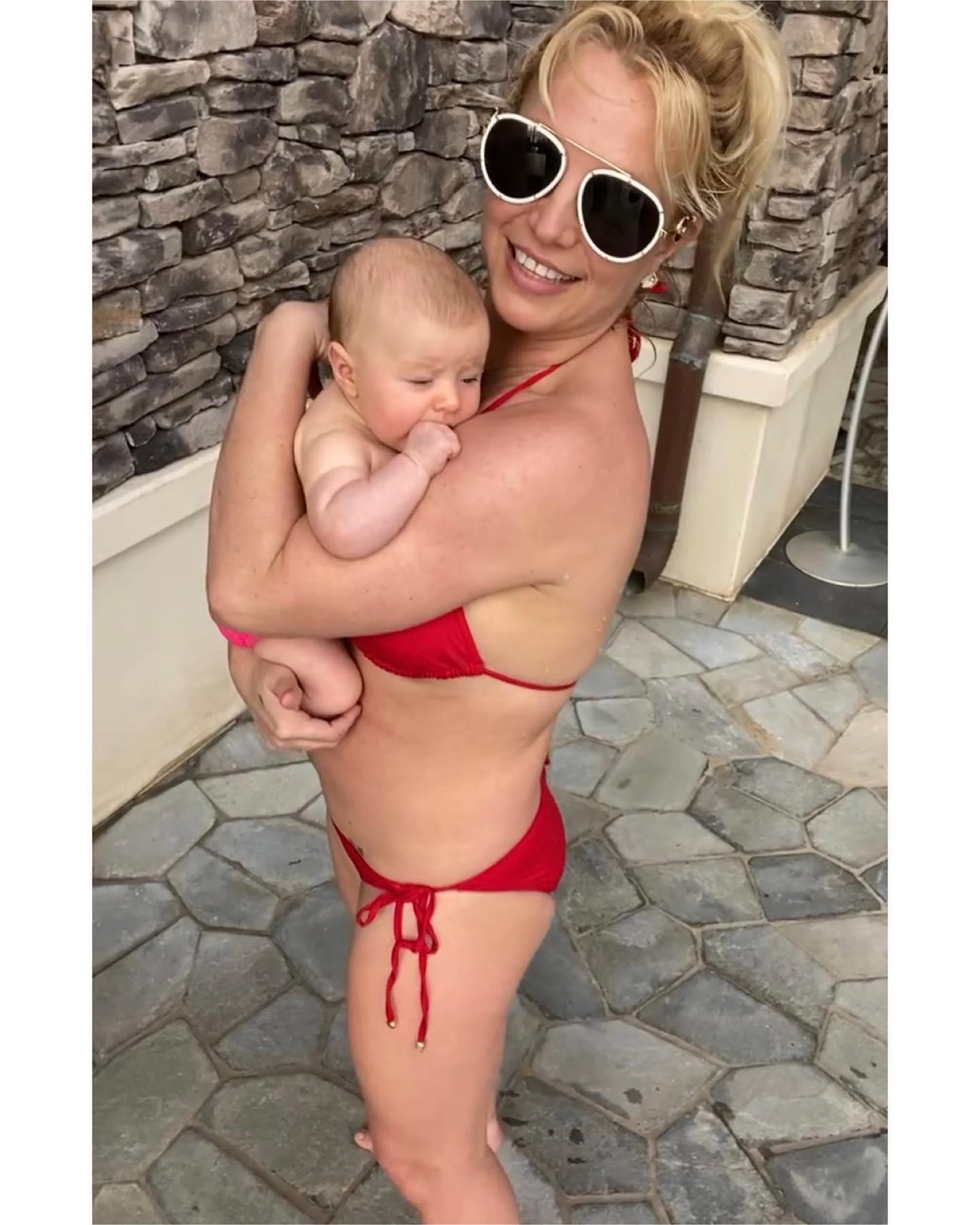 Britney Spears said she ate play-dog with a baby she found on vacation