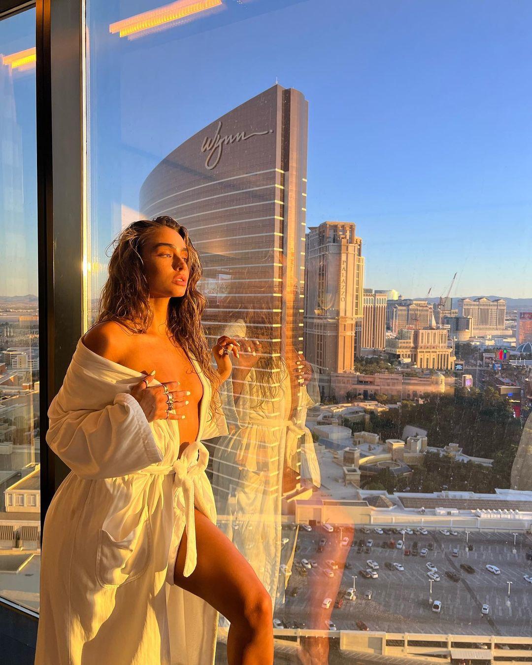 Sommer Ray posing for the camera.